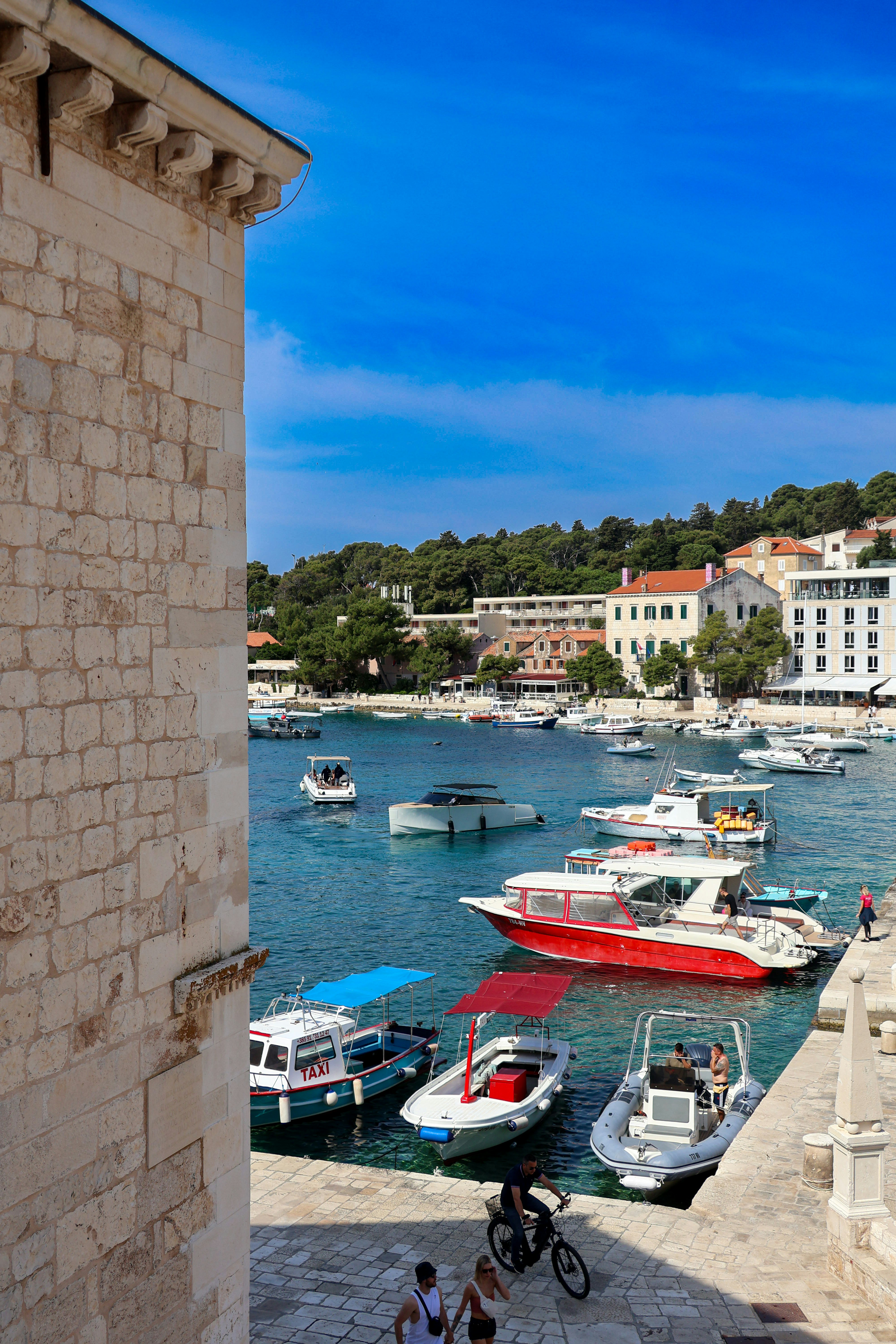 Photo by traveleroohlala