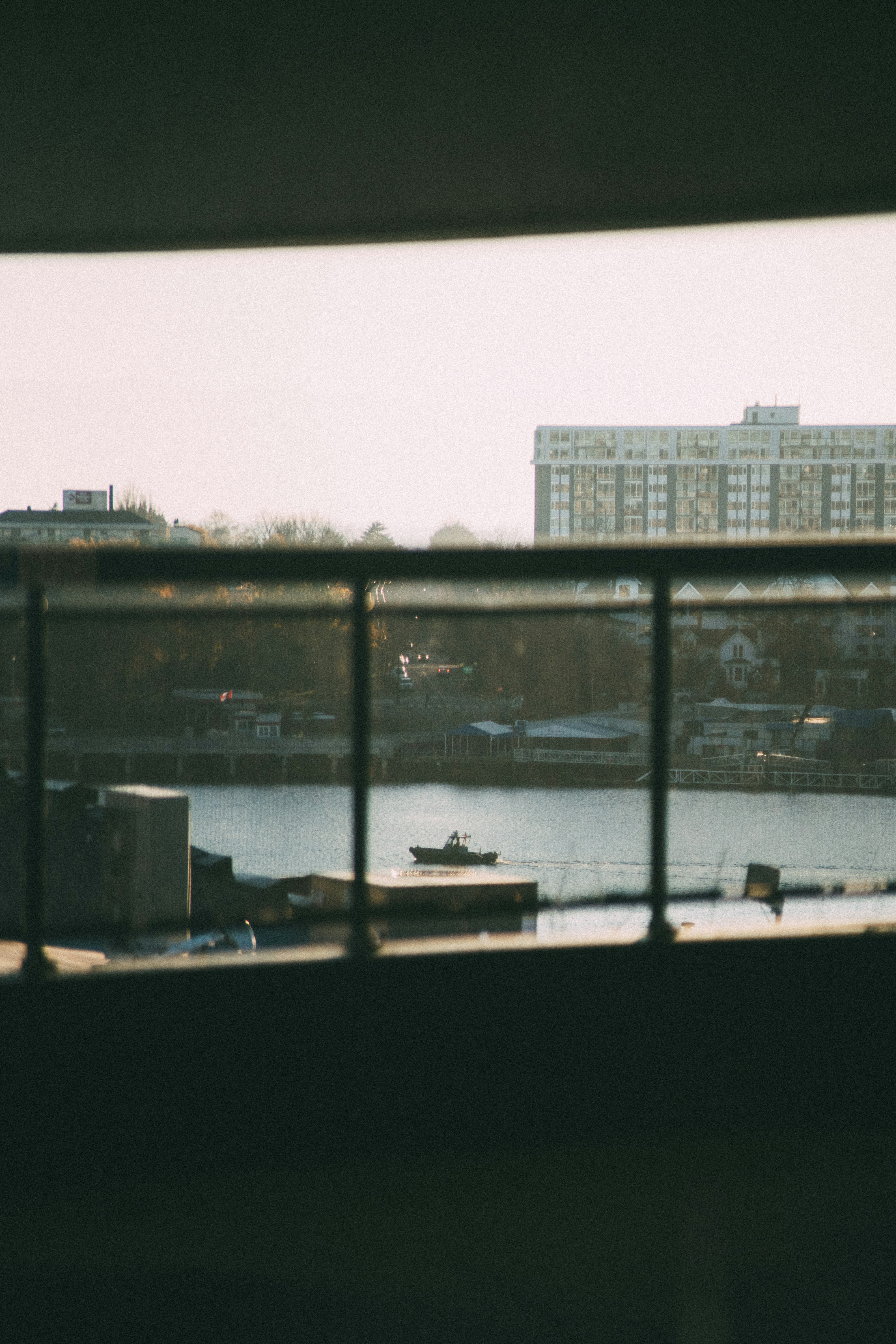 Photo by steloutside