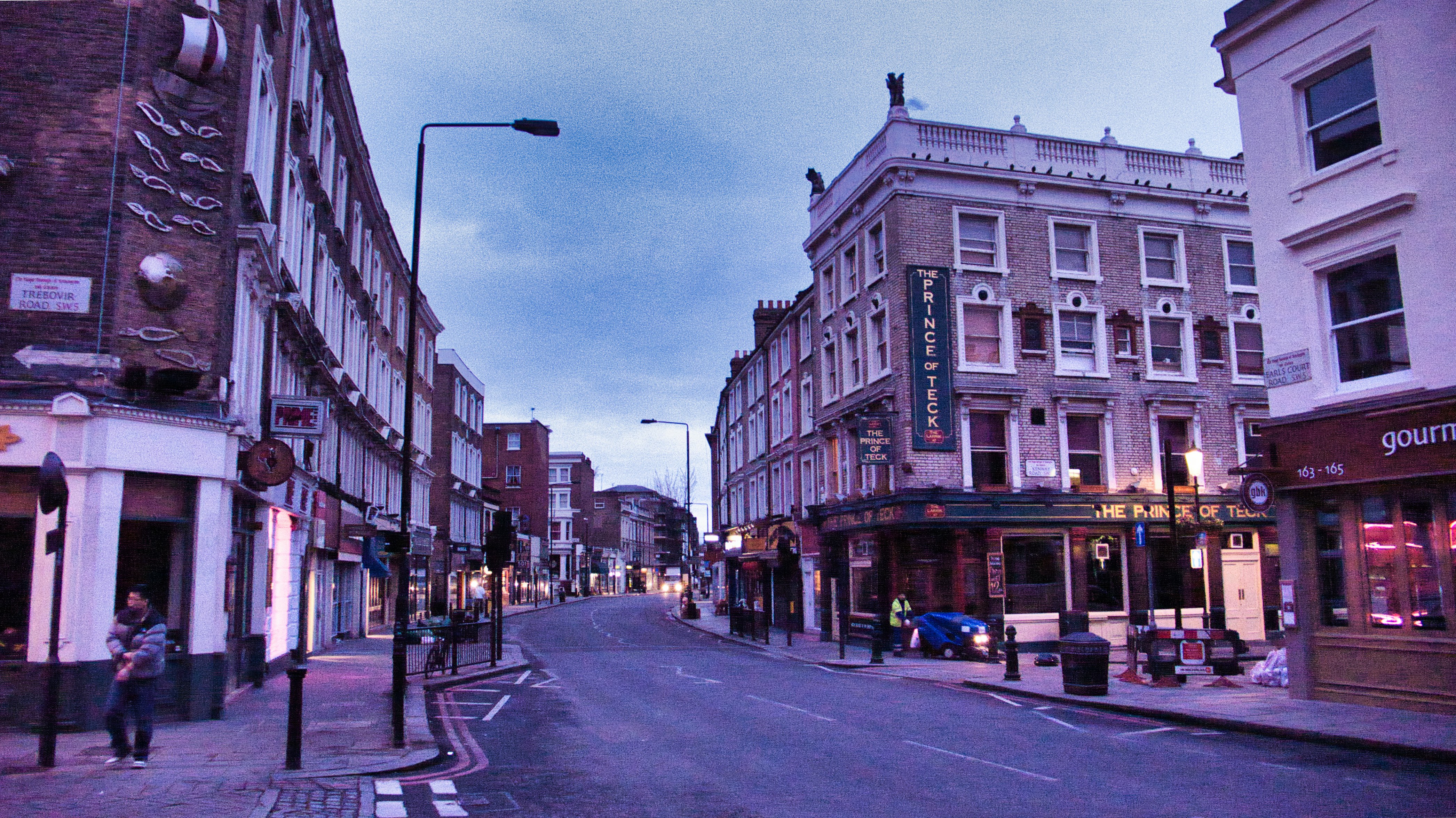 Photo by thomaskinto