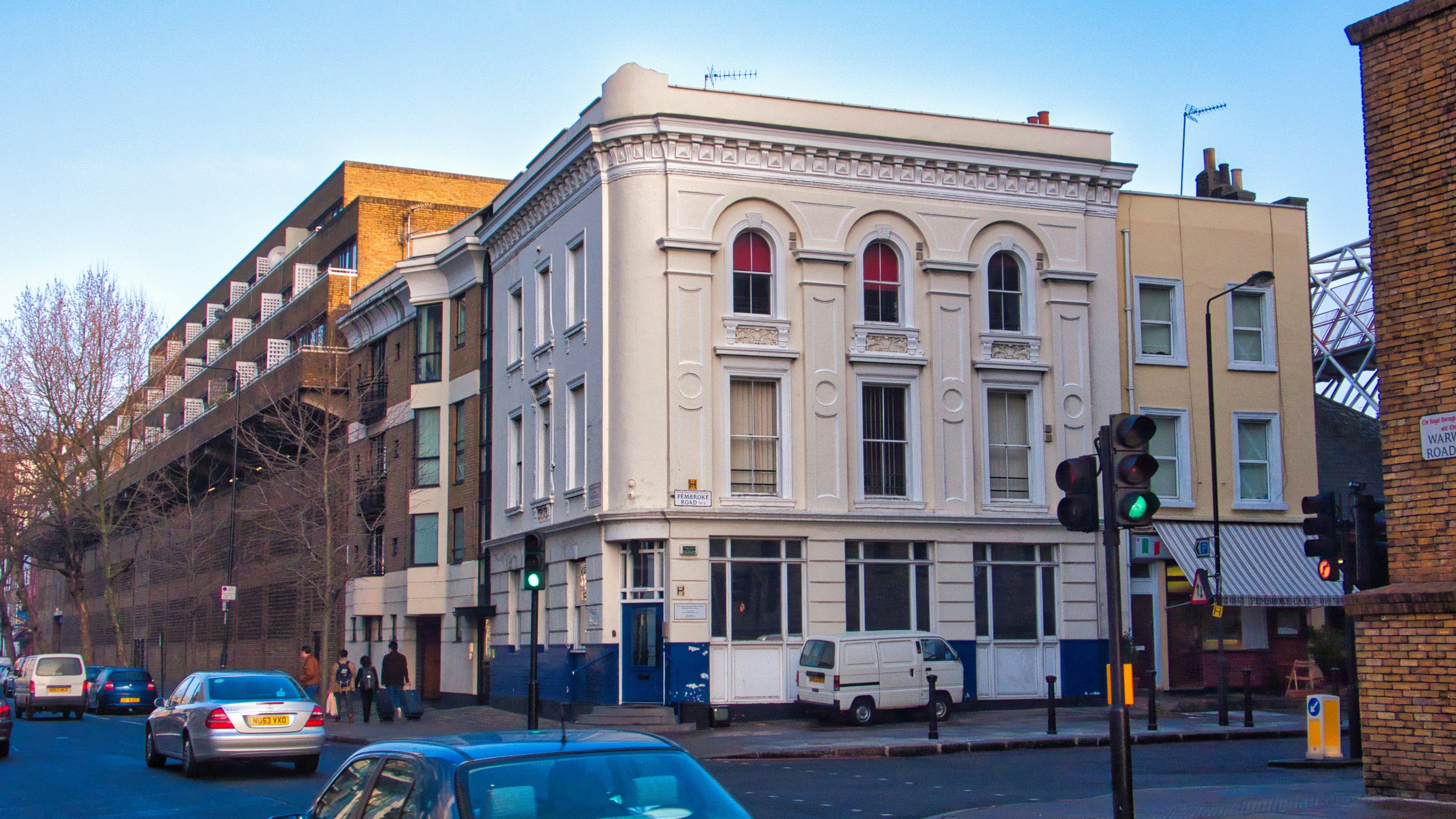 Photo by thomaskinto