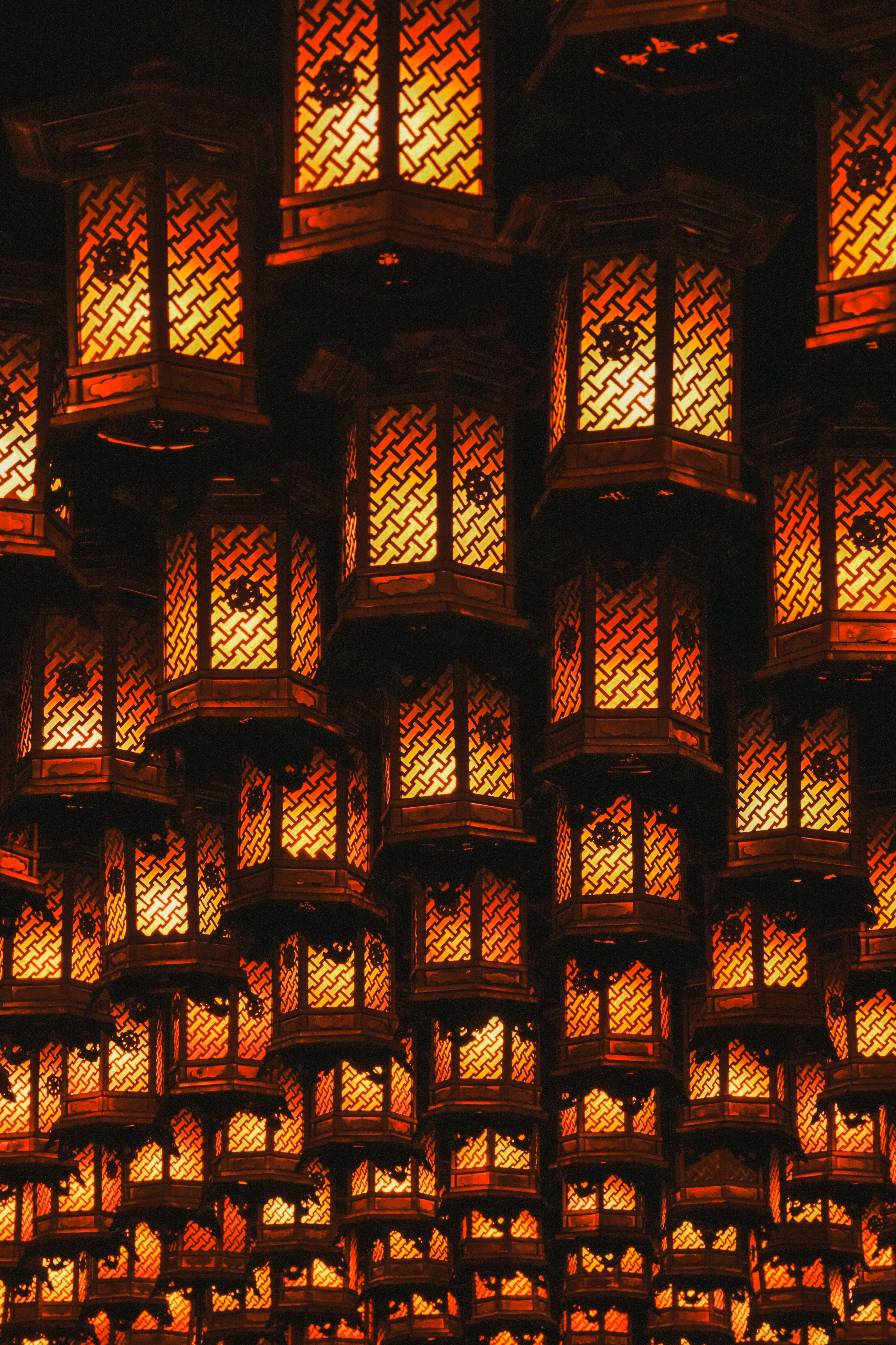 a large group of windows that are lit up