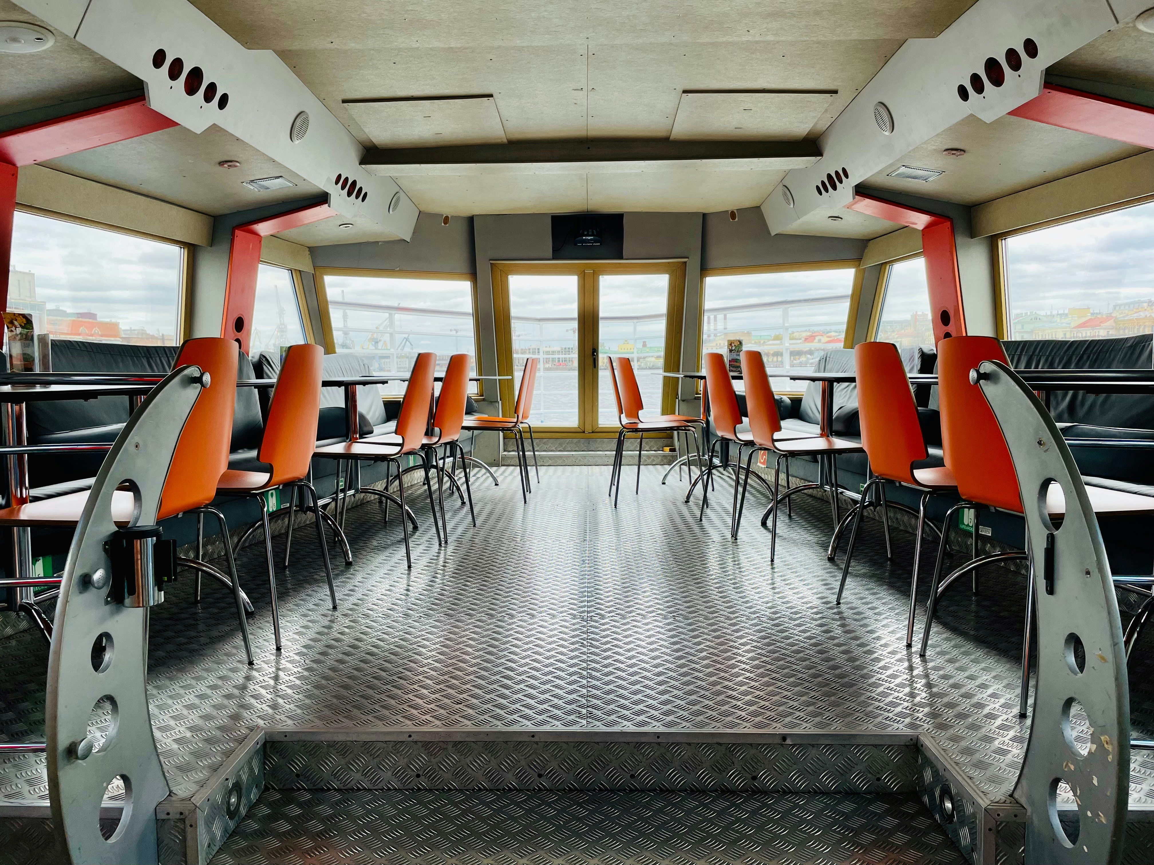 Photo by tashakostyuk