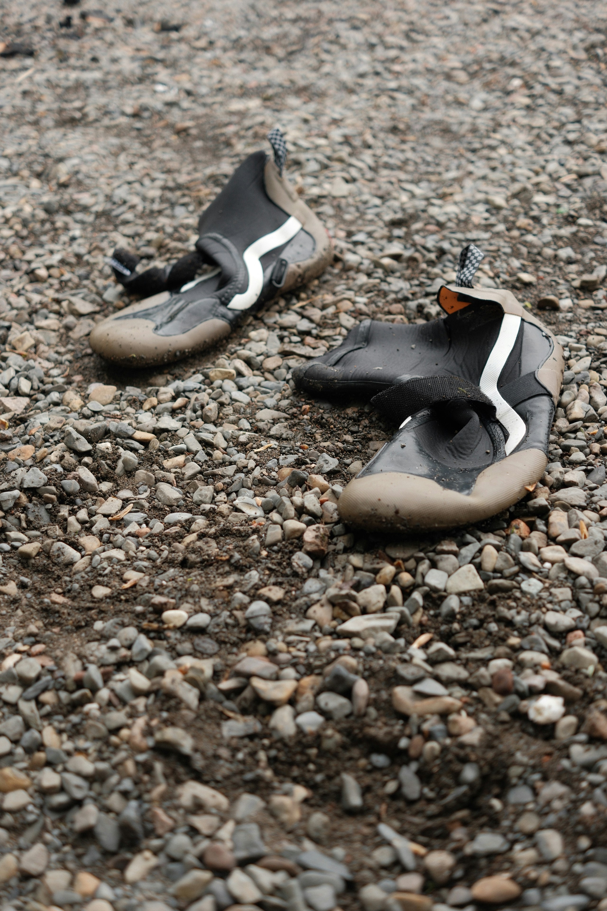 fashion mishap broken shoe