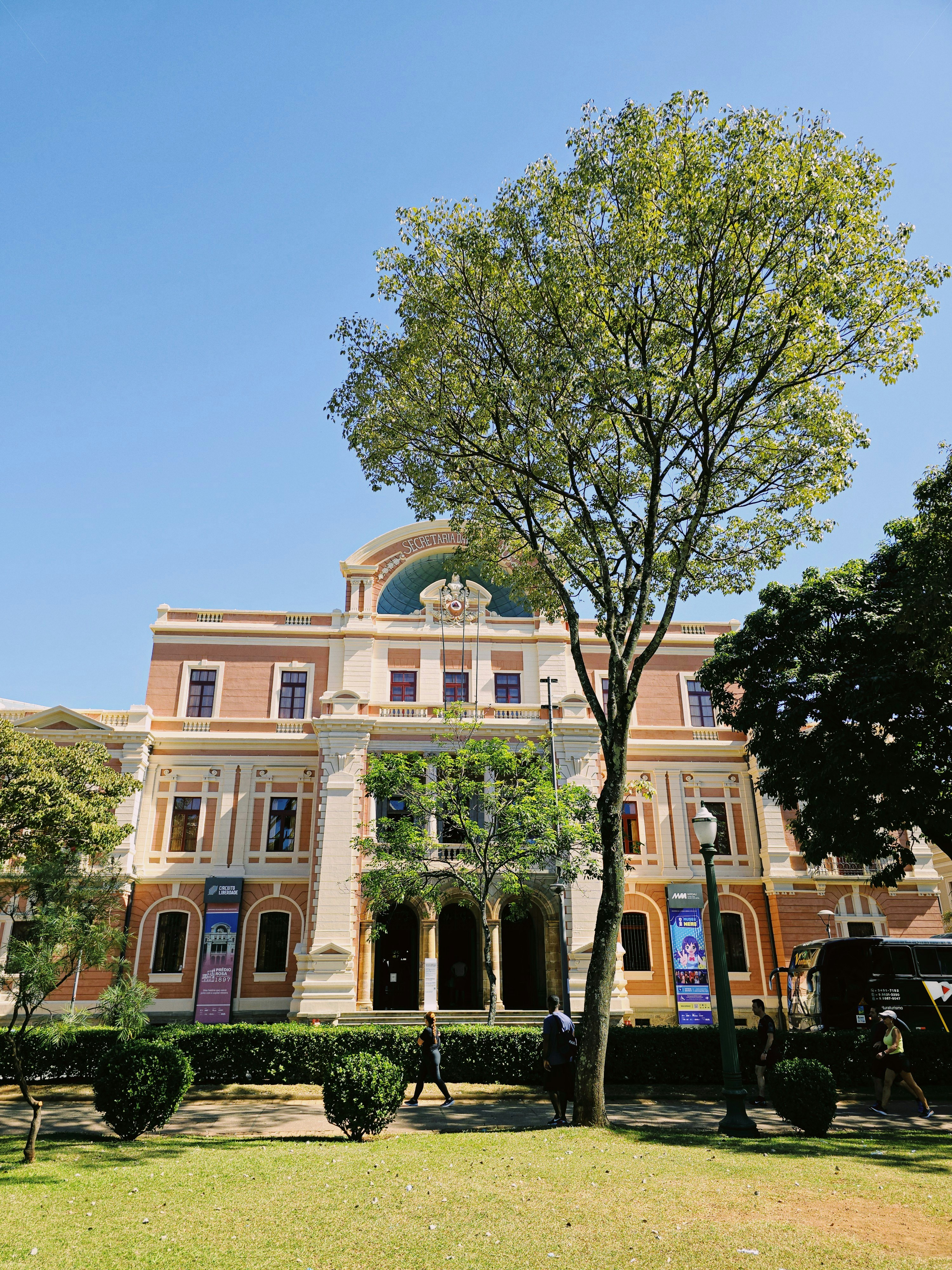 Photo by claitonconto