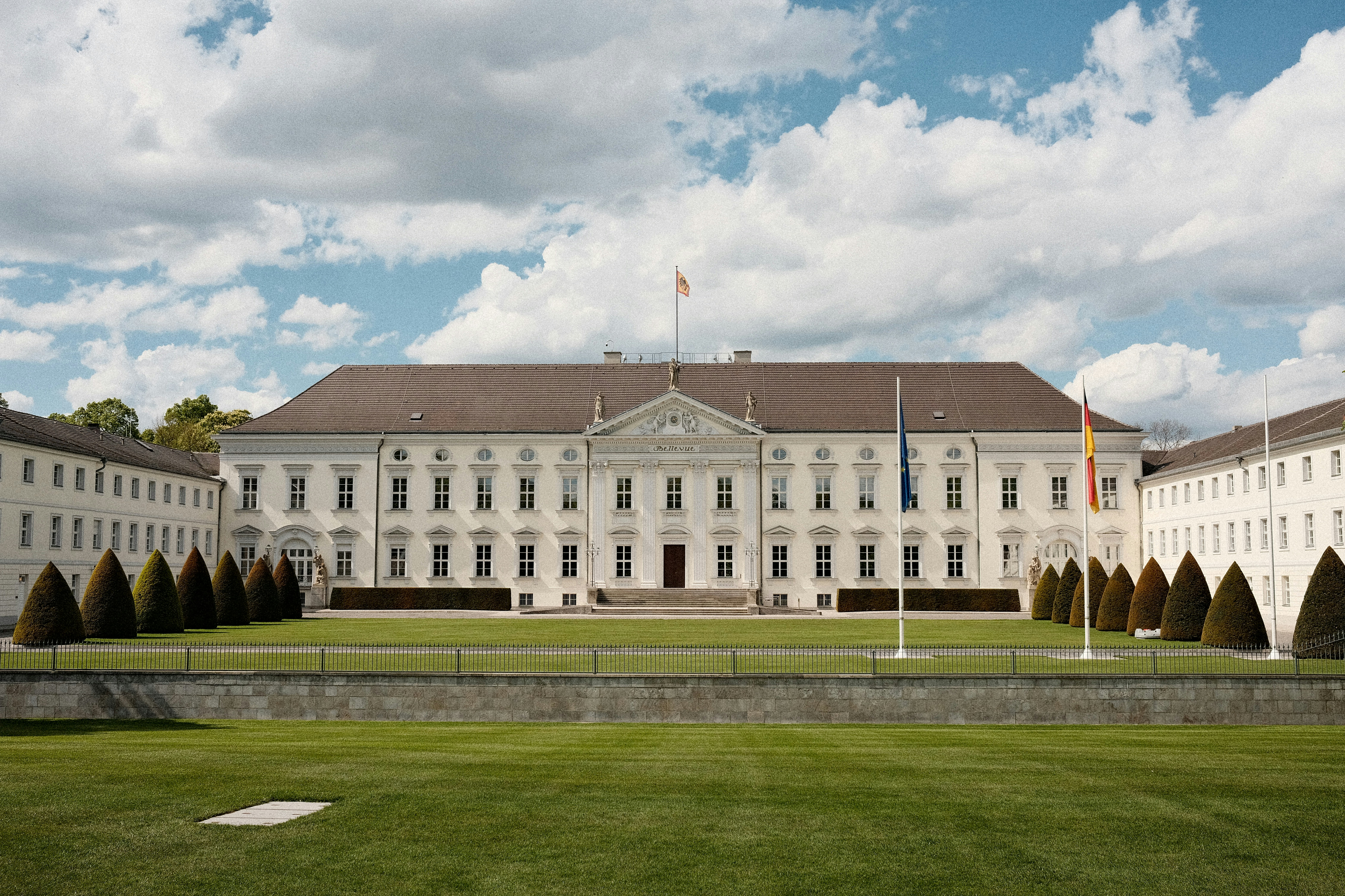 Photo by valentinlacoste