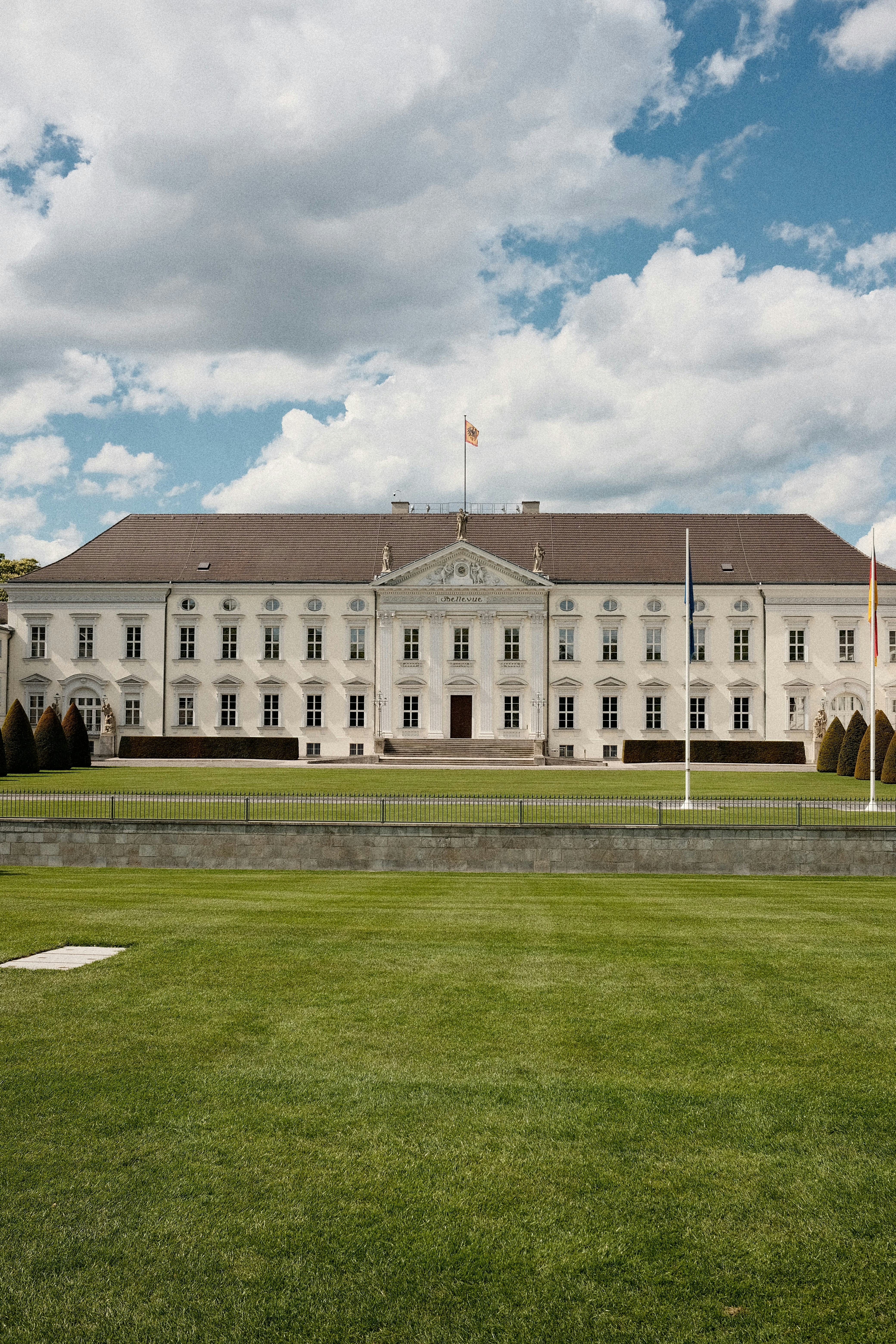 Photo by valentinlacoste