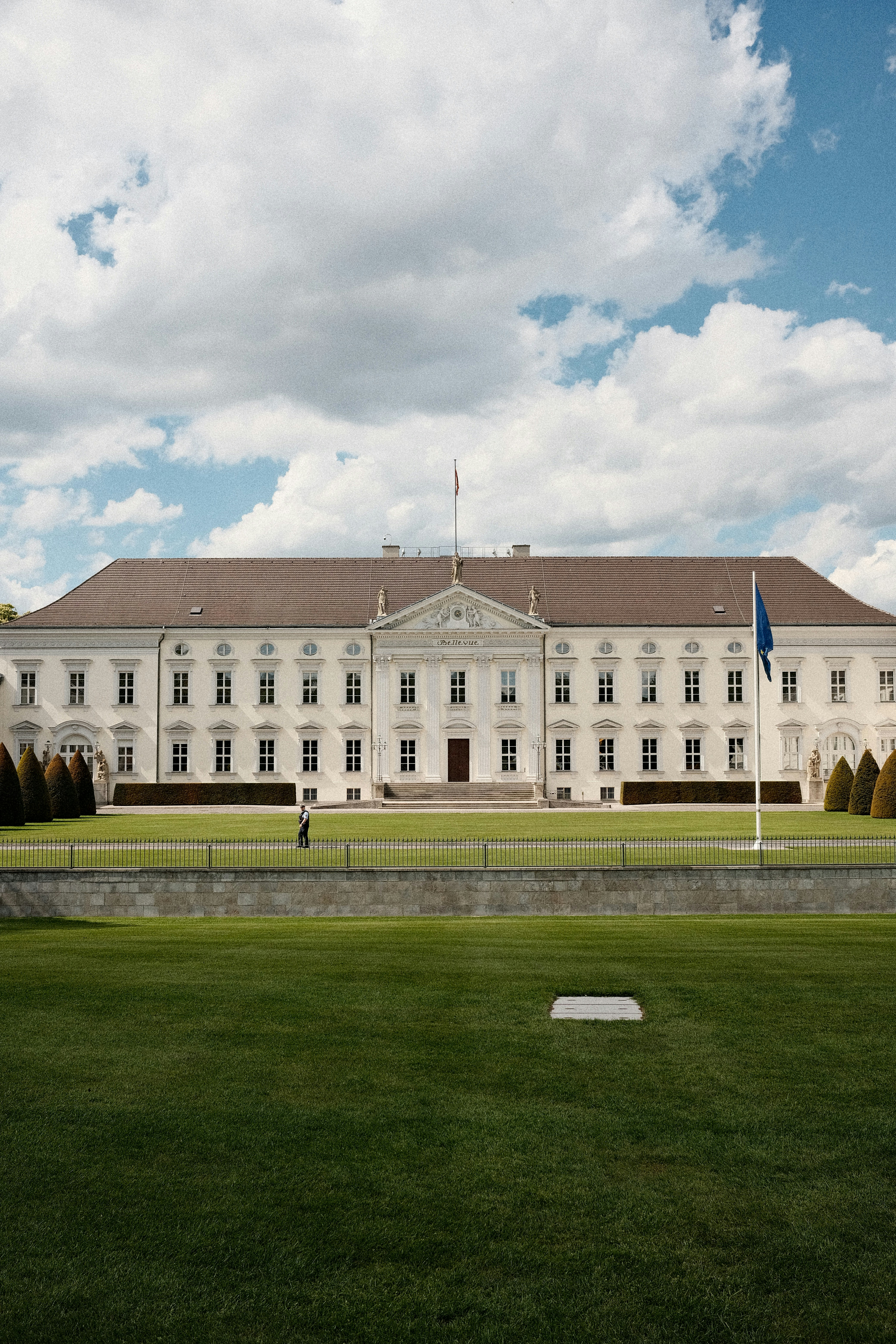 Photo by valentinlacoste