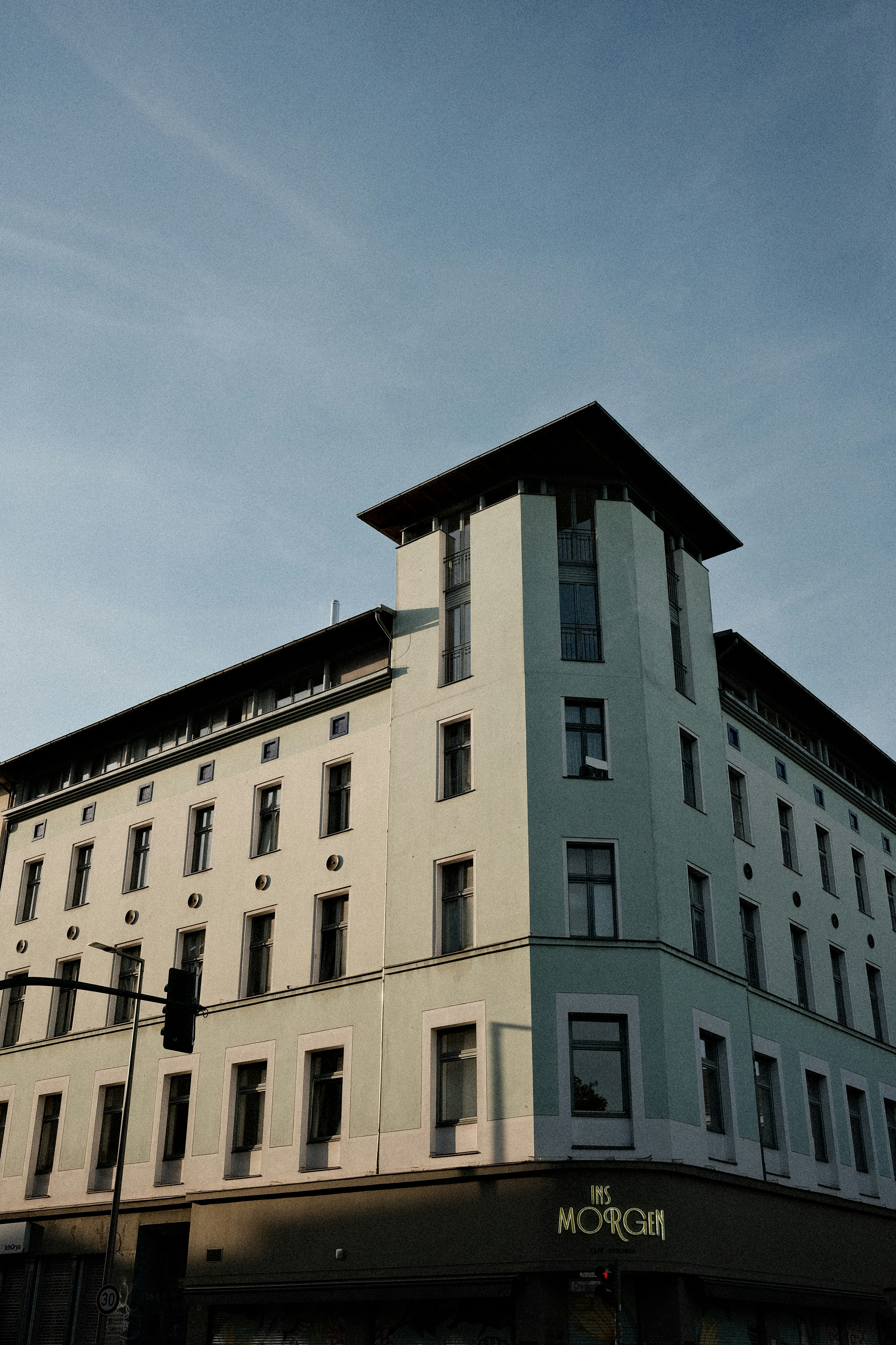 Photo by valentinlacoste