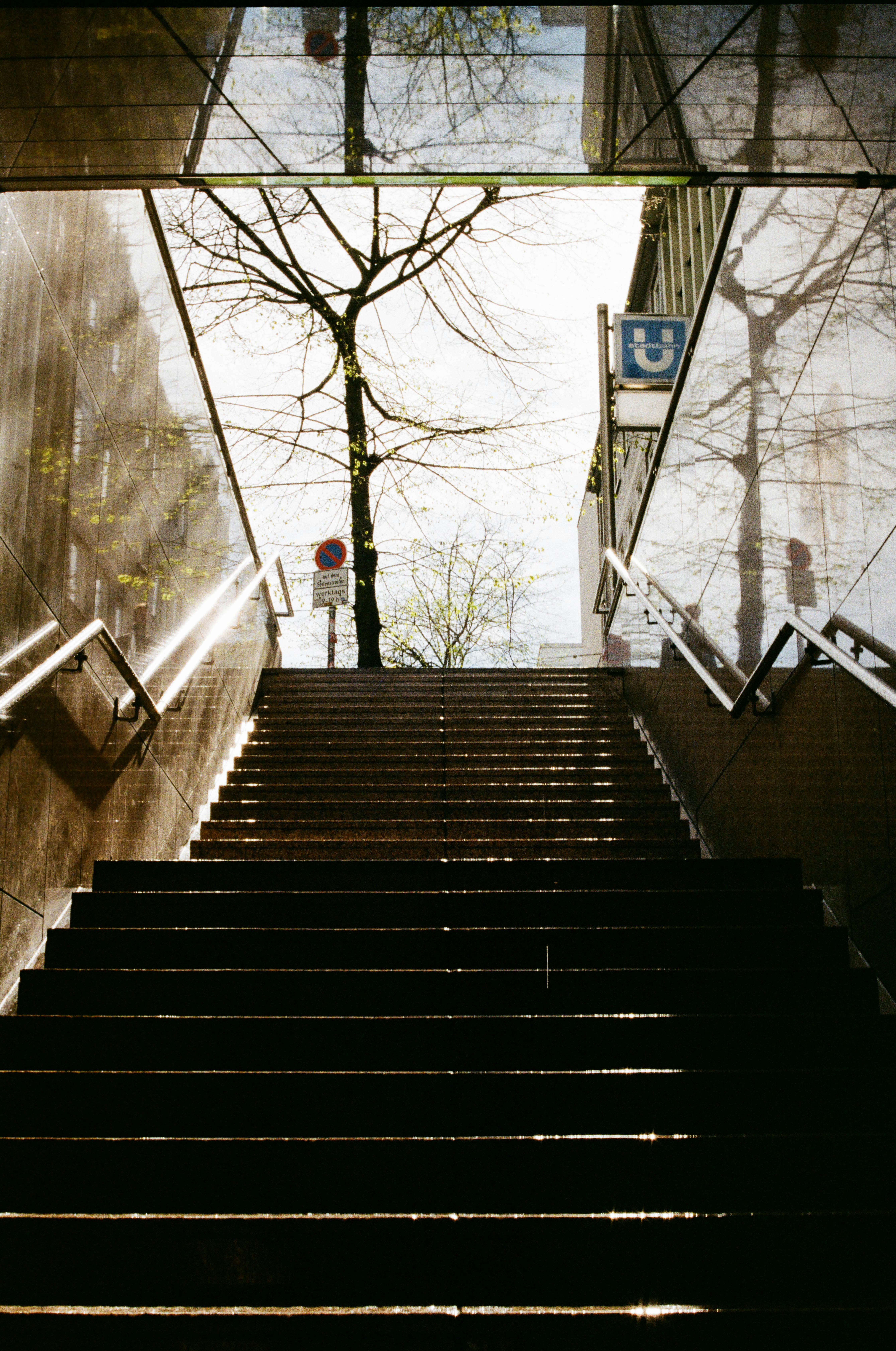 Photo by bernhardbar