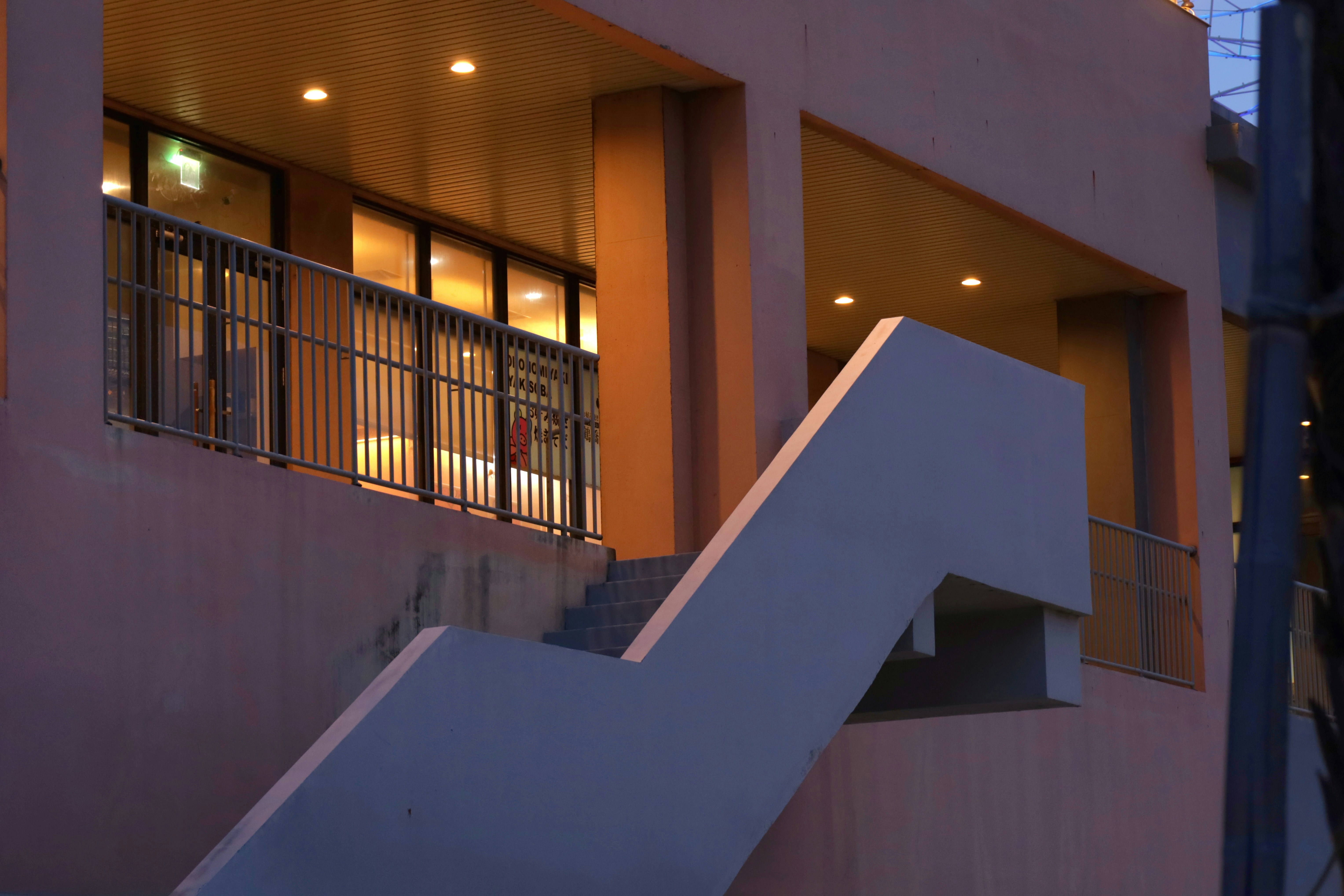 Photo by yoyocameraworld