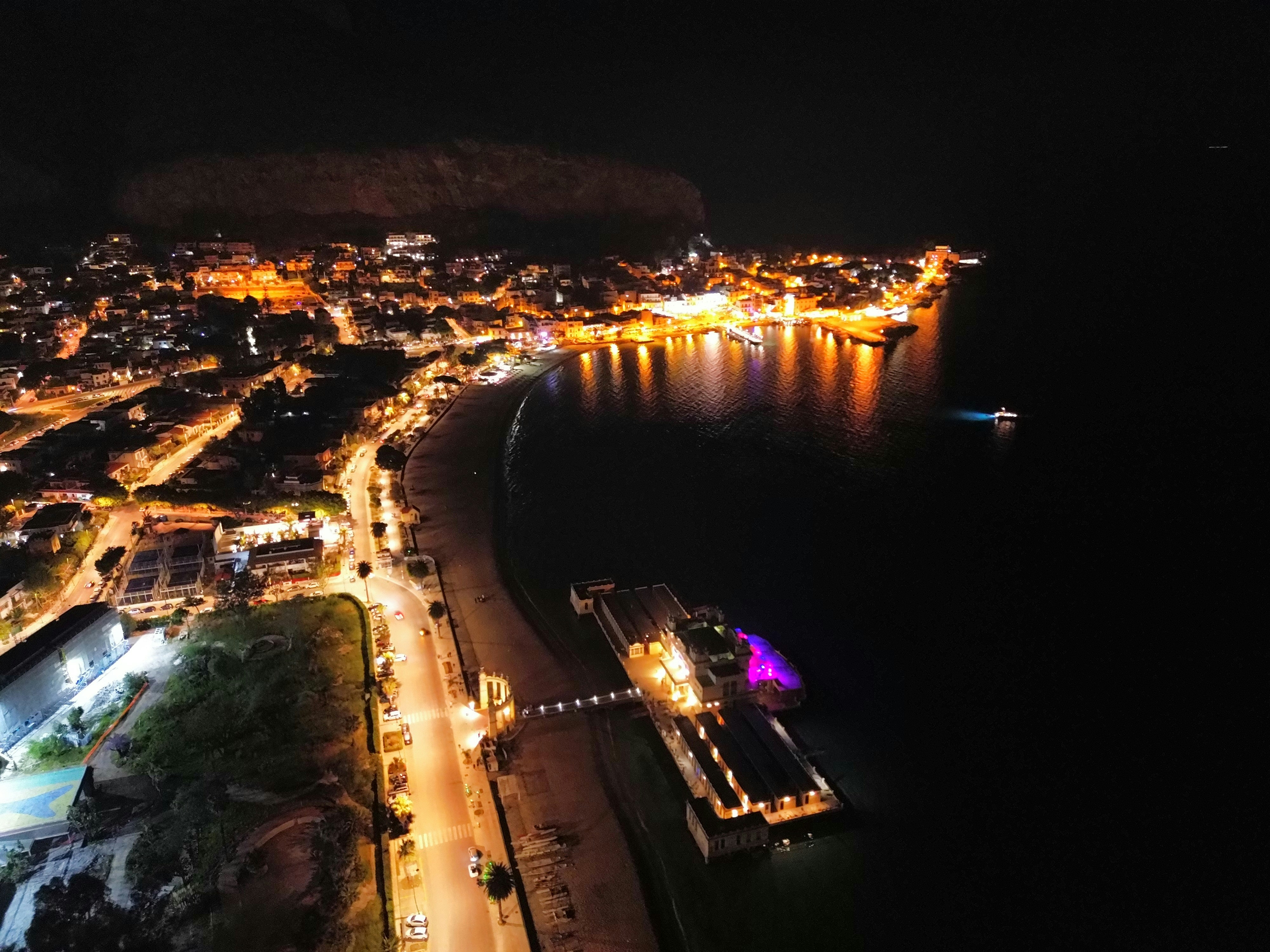 Image by RICCARDO BRUGNONE via Unsplash