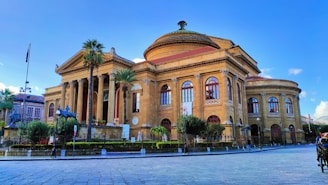 a large building with a dome on top of it