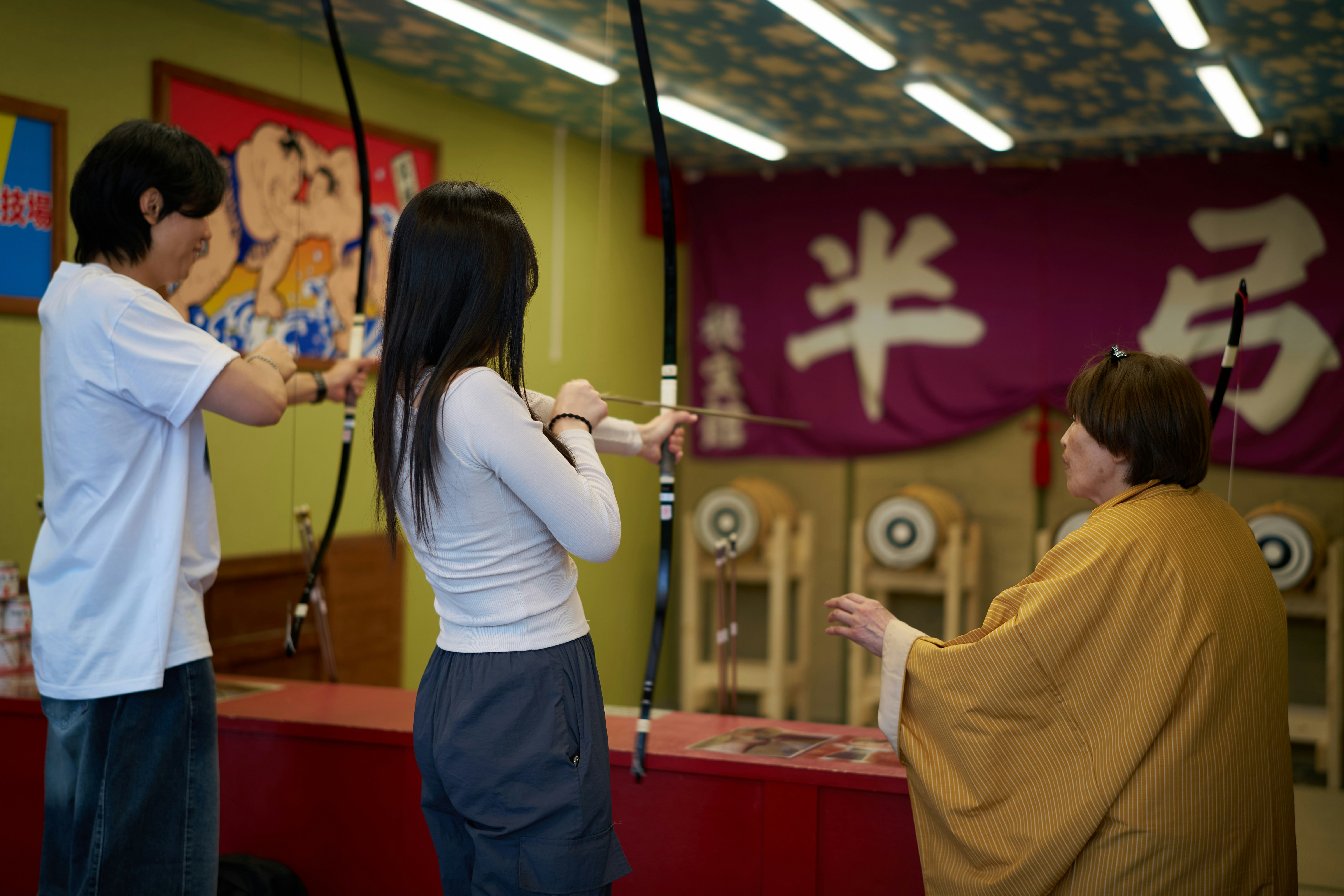 6 One-Handed Cane Moves Perfect for Self-Defense Training