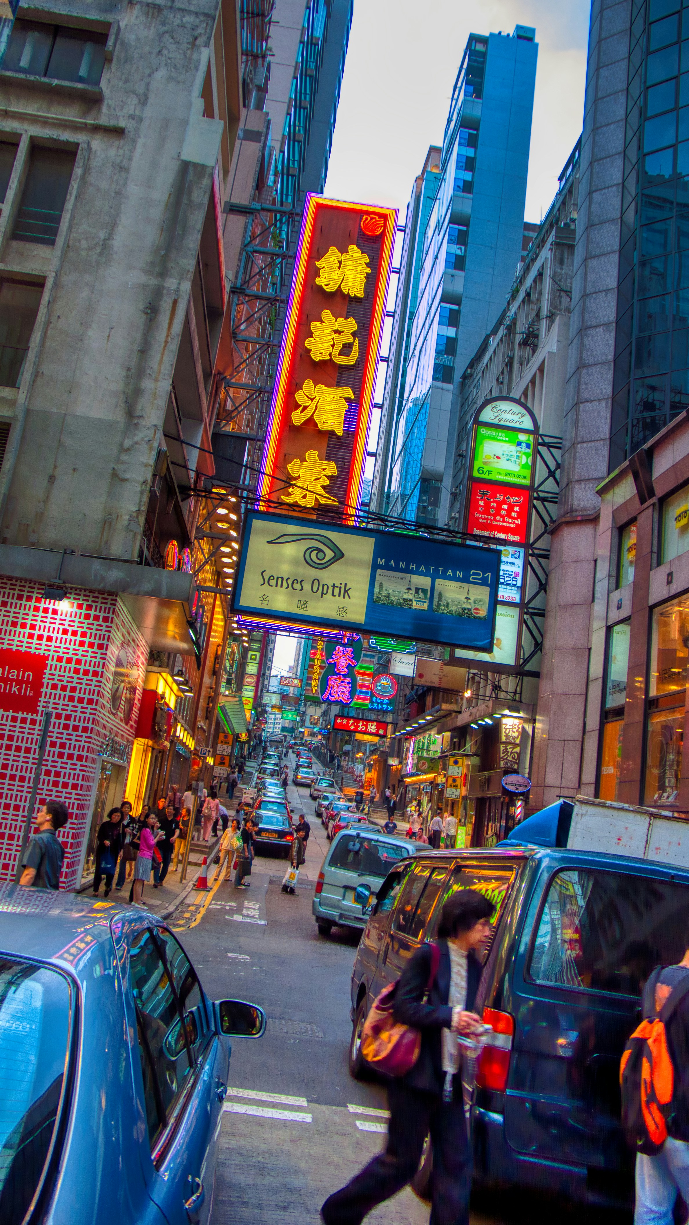 Photo by thomaskinto