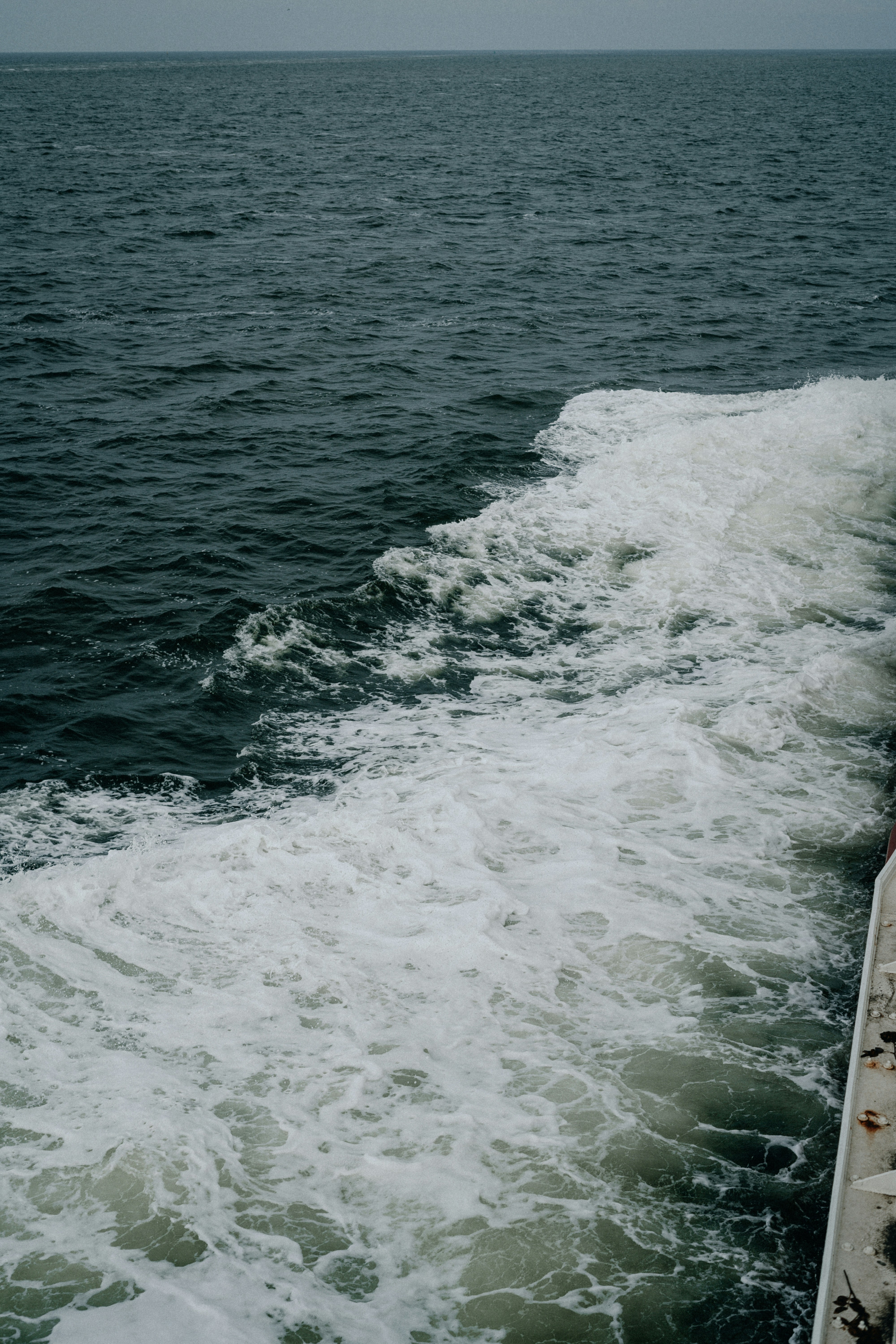 Photo by benjirokaneki