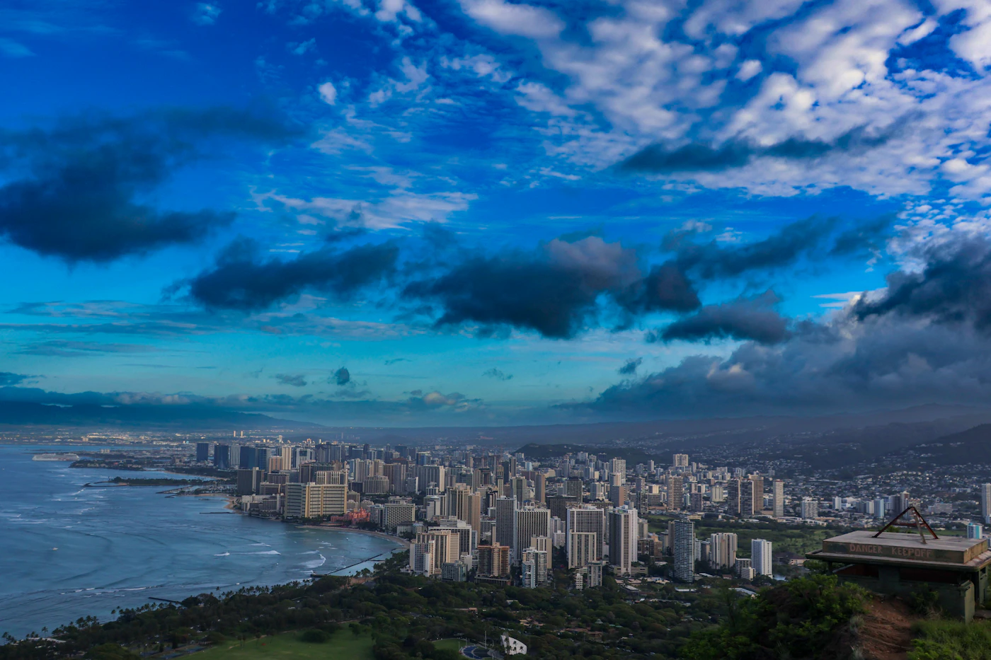 Honolulu and Waikiki coastline with Diamond Head