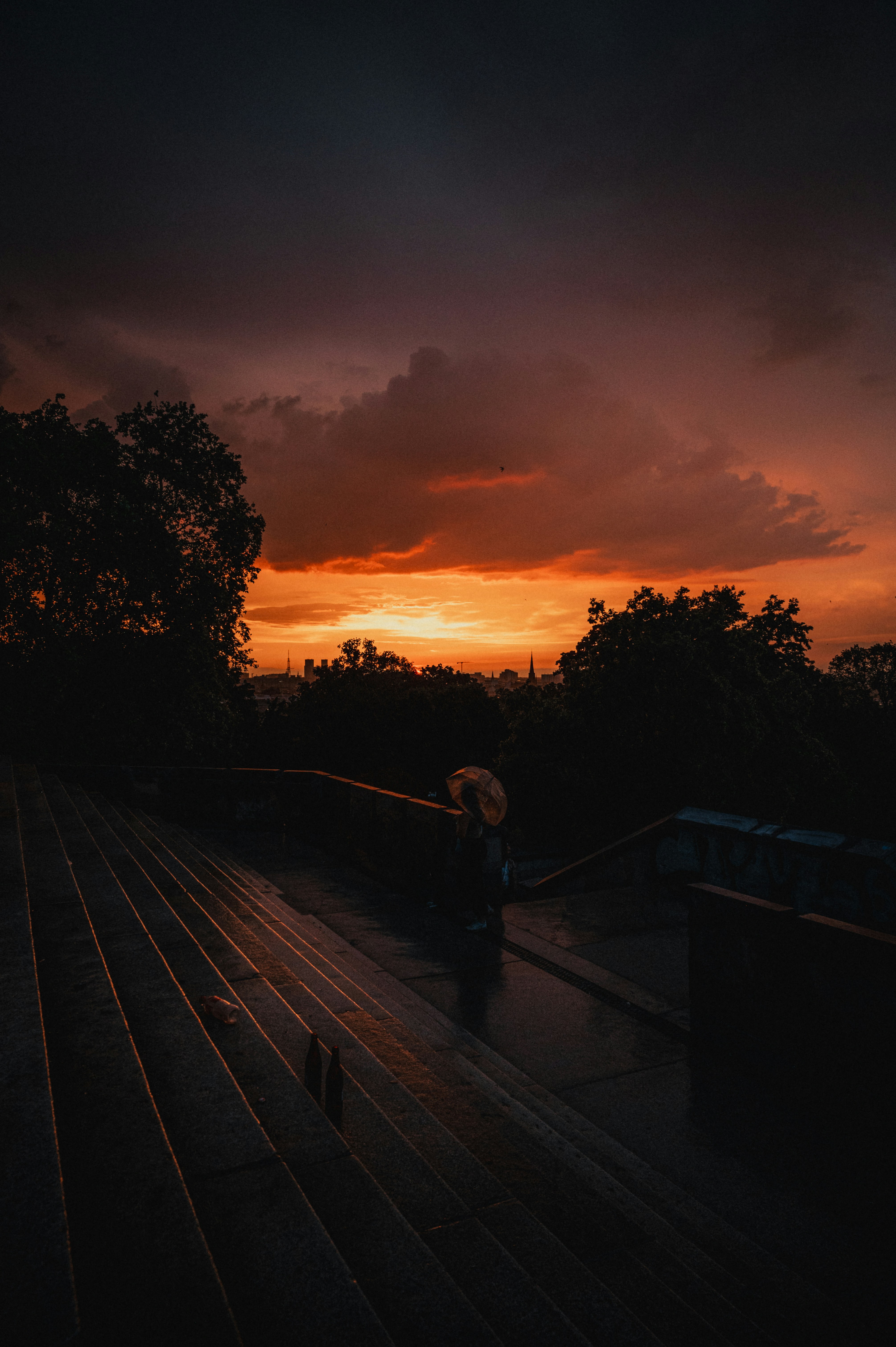 photo-1716734957199-a6326041c081?ixid=M3wxMjA3fDB8MXxzZWFyY2h8MTExfHx3YXMlMjBrb3N0ZXQlMjBwYXlwYWwlMjBmJUMzJUJDciUyMGglQzMlQTRuZGxlcnxlbnwwfHx8fDE3MzcwMjA4MTh8MA%5Cu0026ixlib=rb-4.0.3