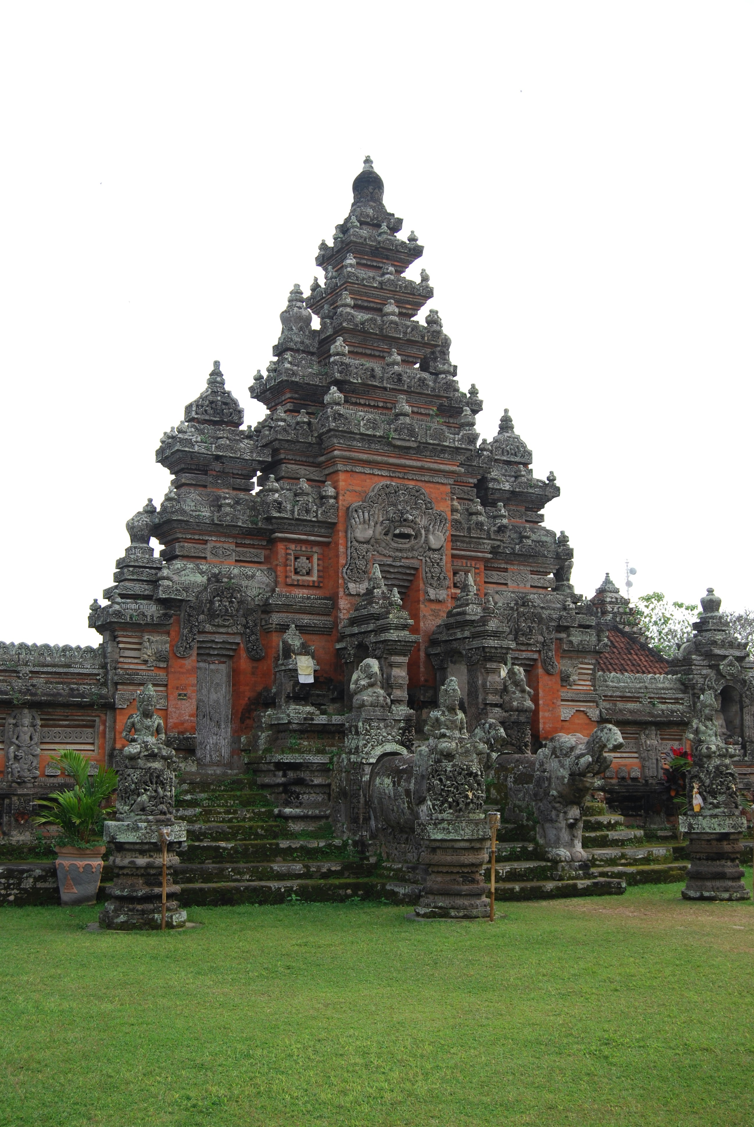 Photo by manueldevjour