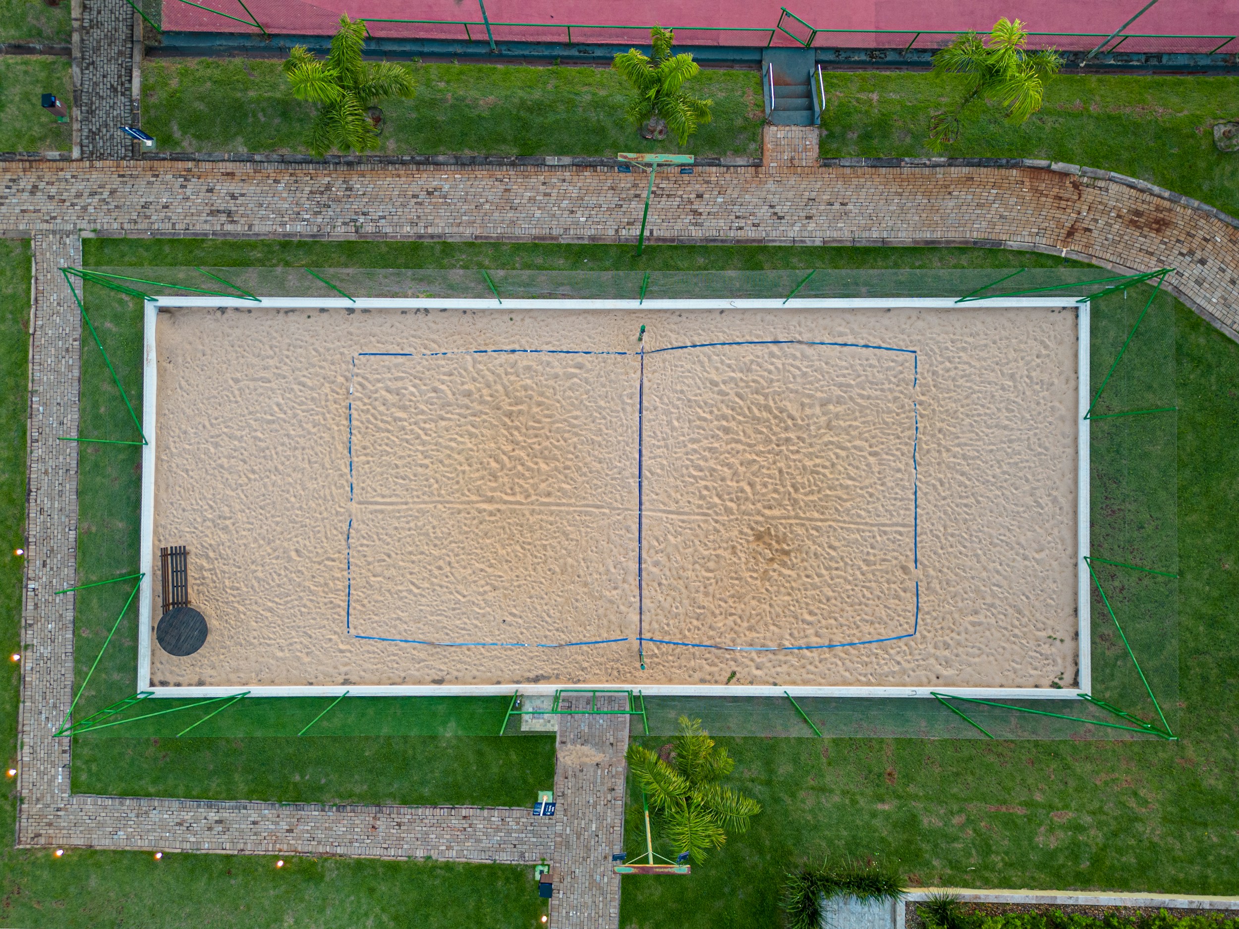 beach volleyball sand court players