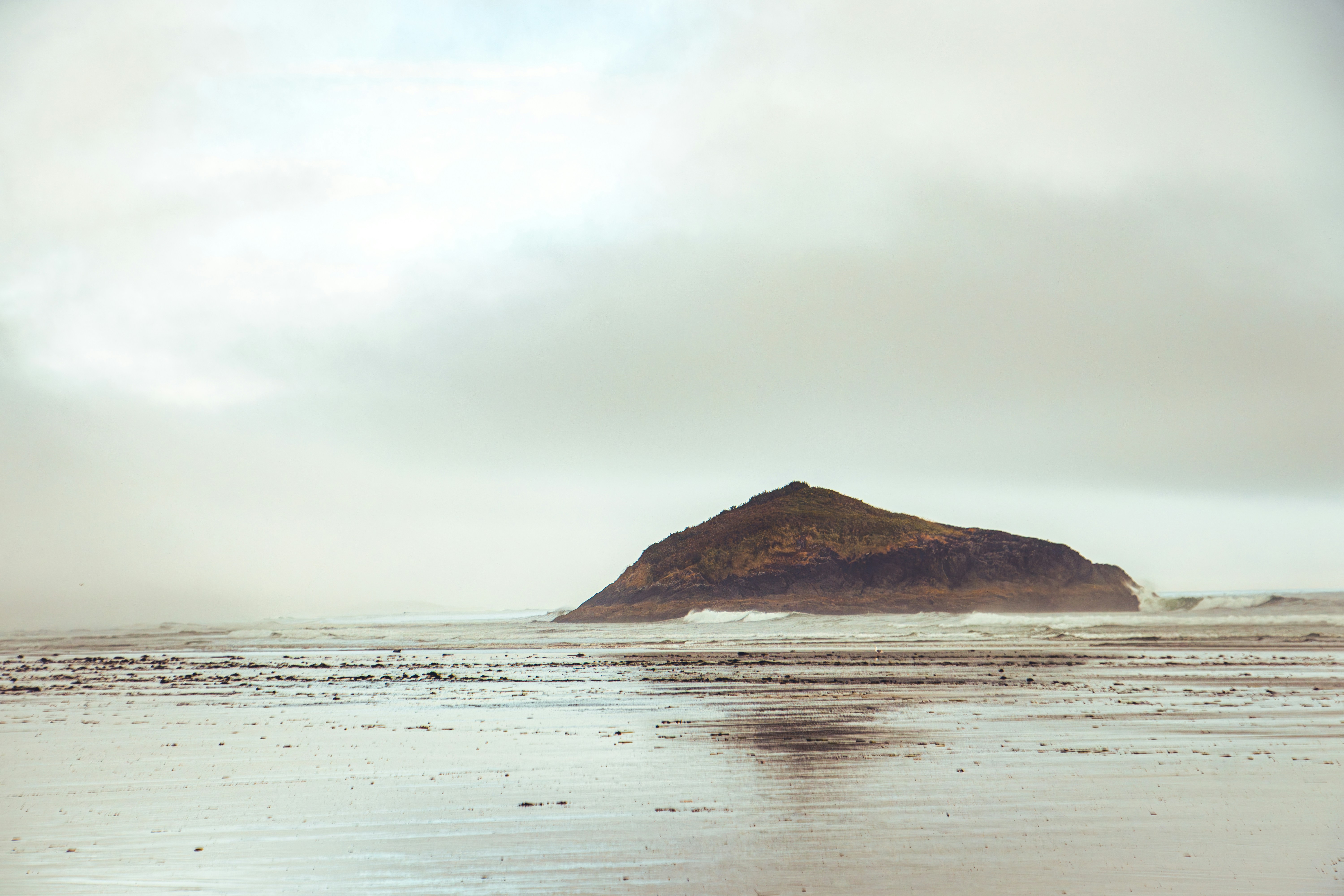 Photo by ernest_imoesi