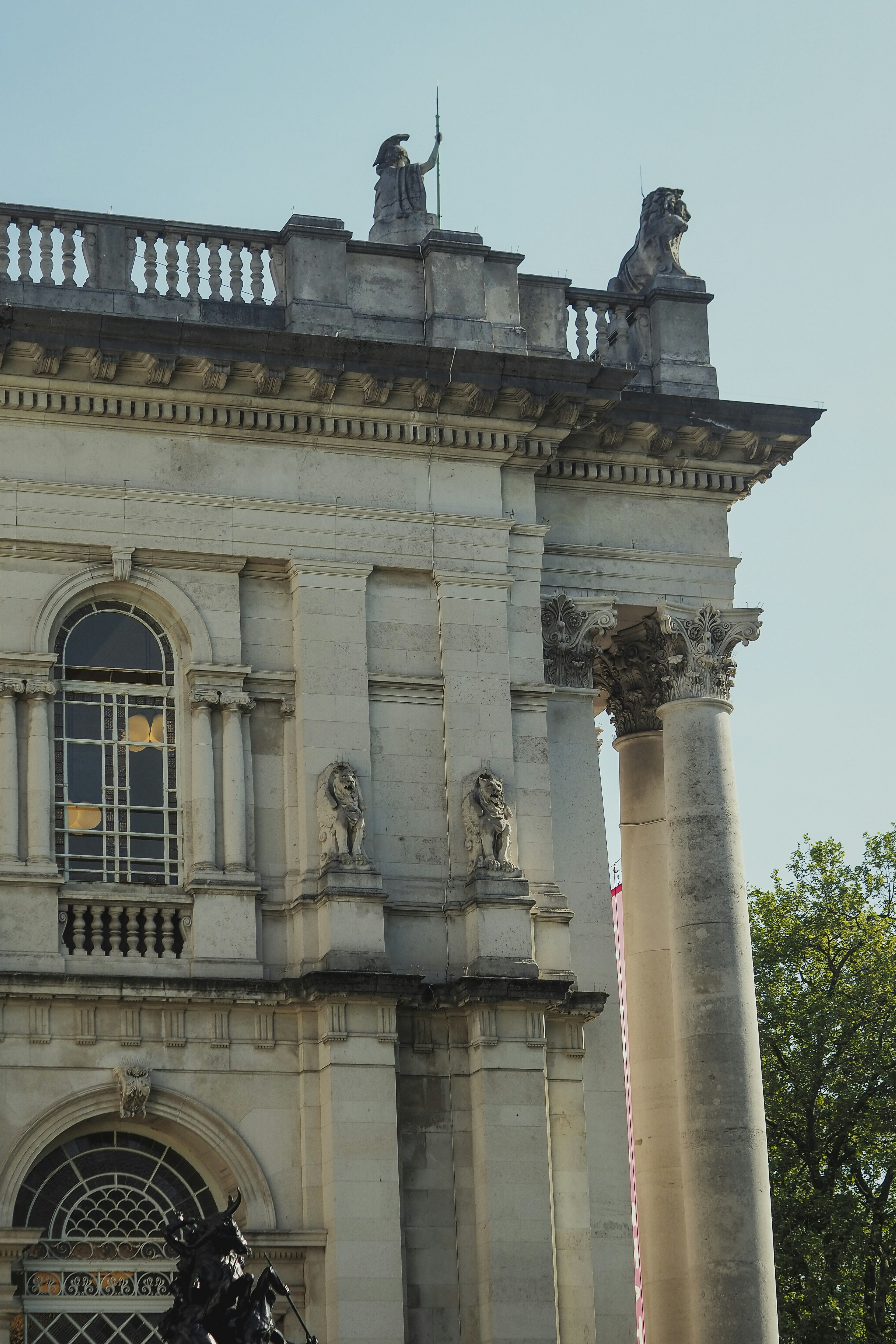 Photo by laurachouette