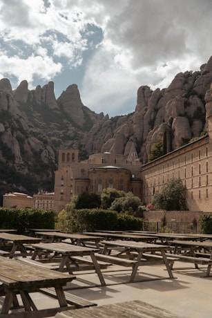 tour montserrat barcelona meditation energy tour travel private tour