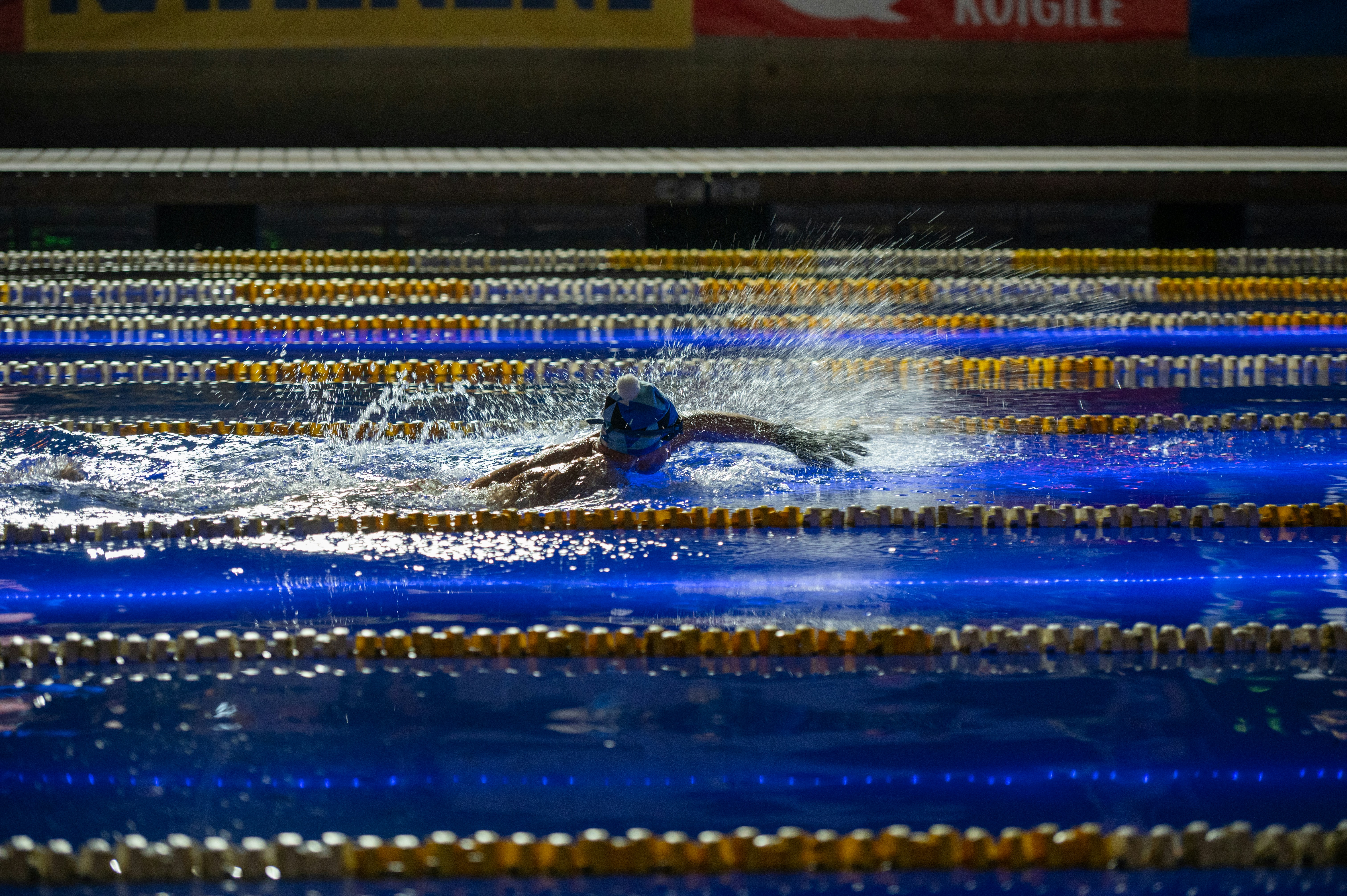연속 속도 변화 환경에서의 최단 시간 경로 분석