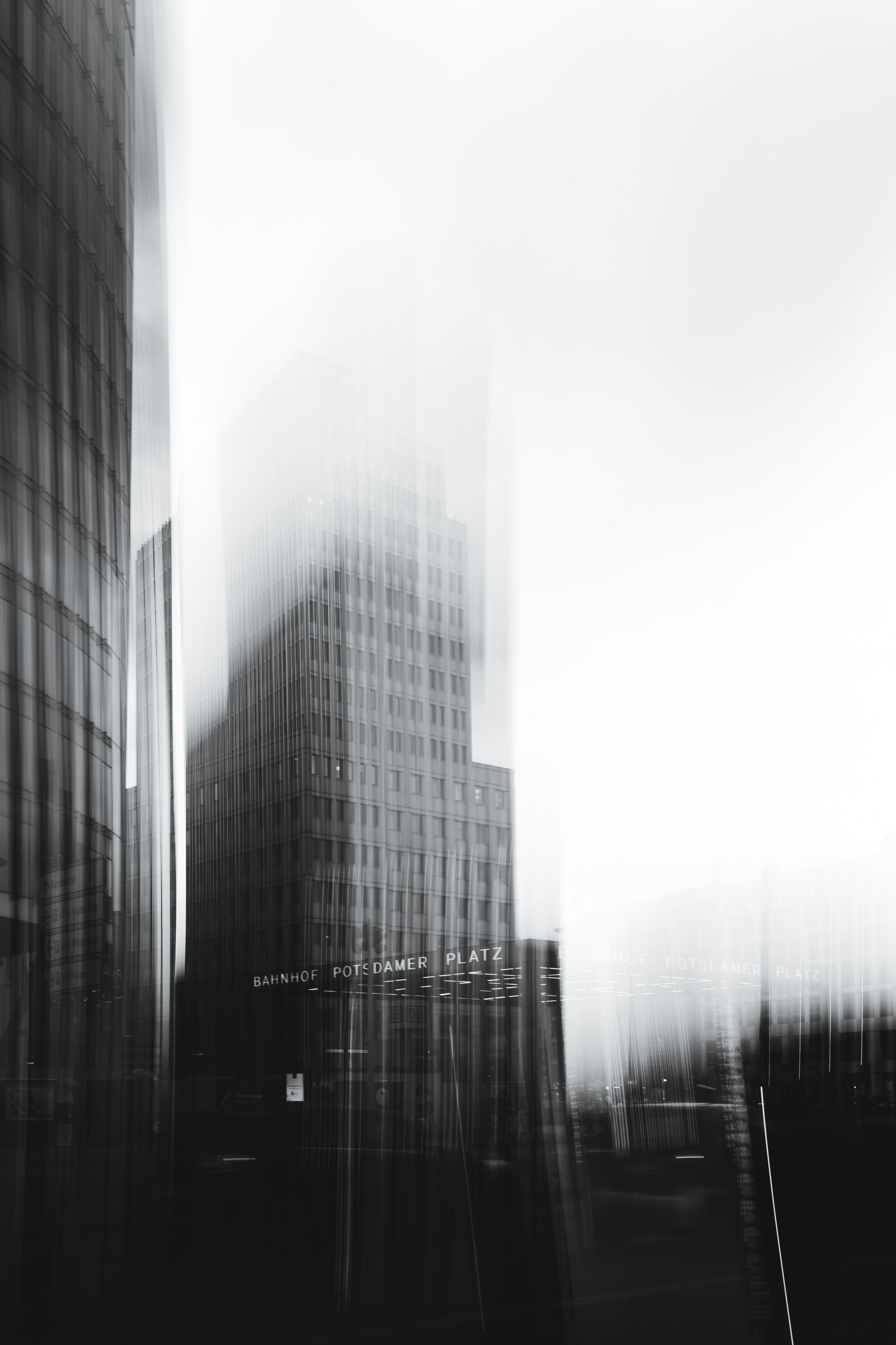 U.S. Proposes $50 Billion Loan to Ukraine, Tied to Continuation of EU Sanctions Against Russia