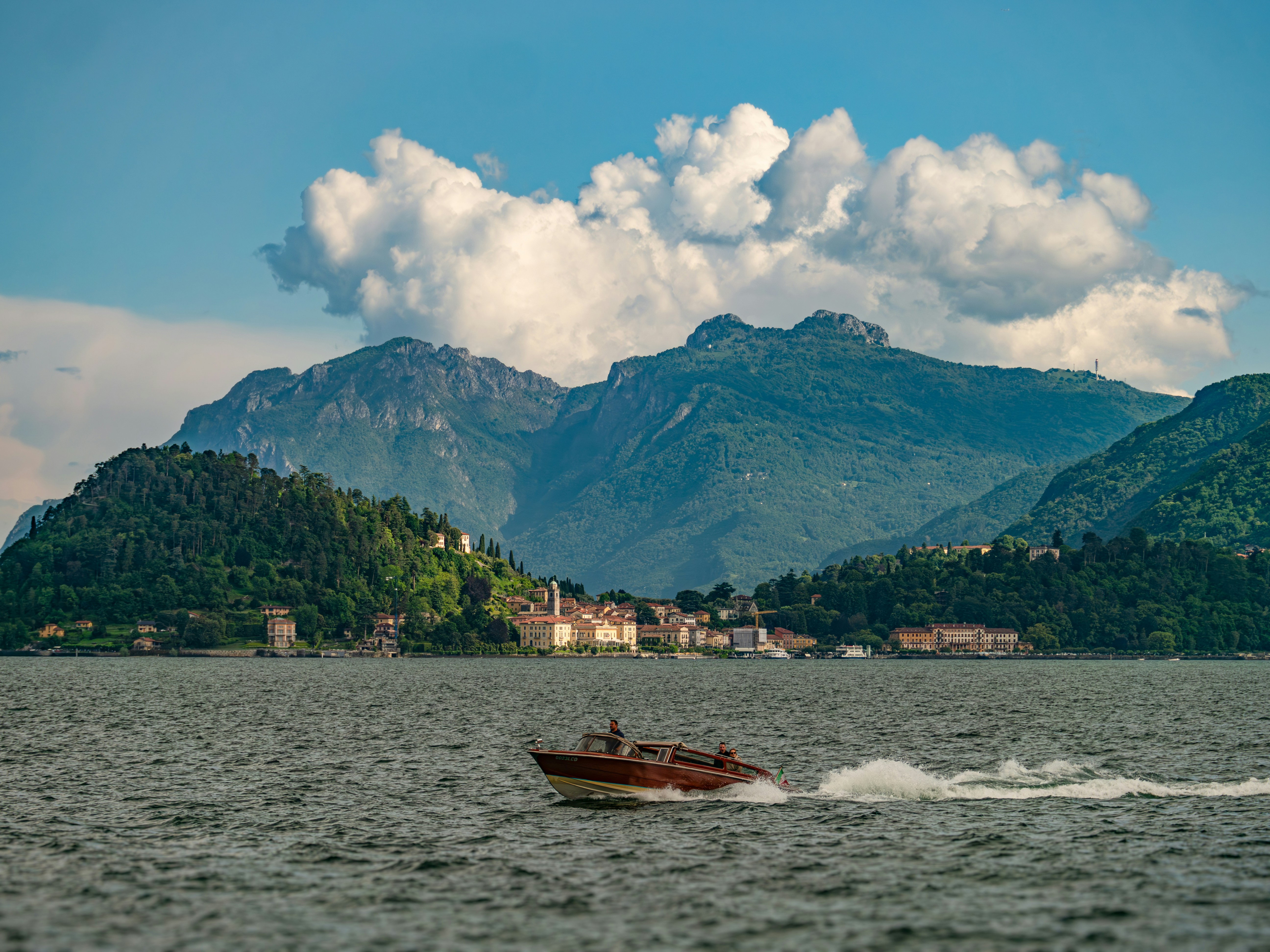 Photo by poli_graphy