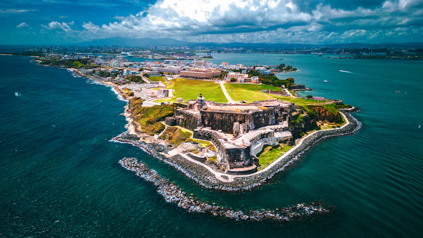 Vista aérea de El Morro en el Viejo San Juan