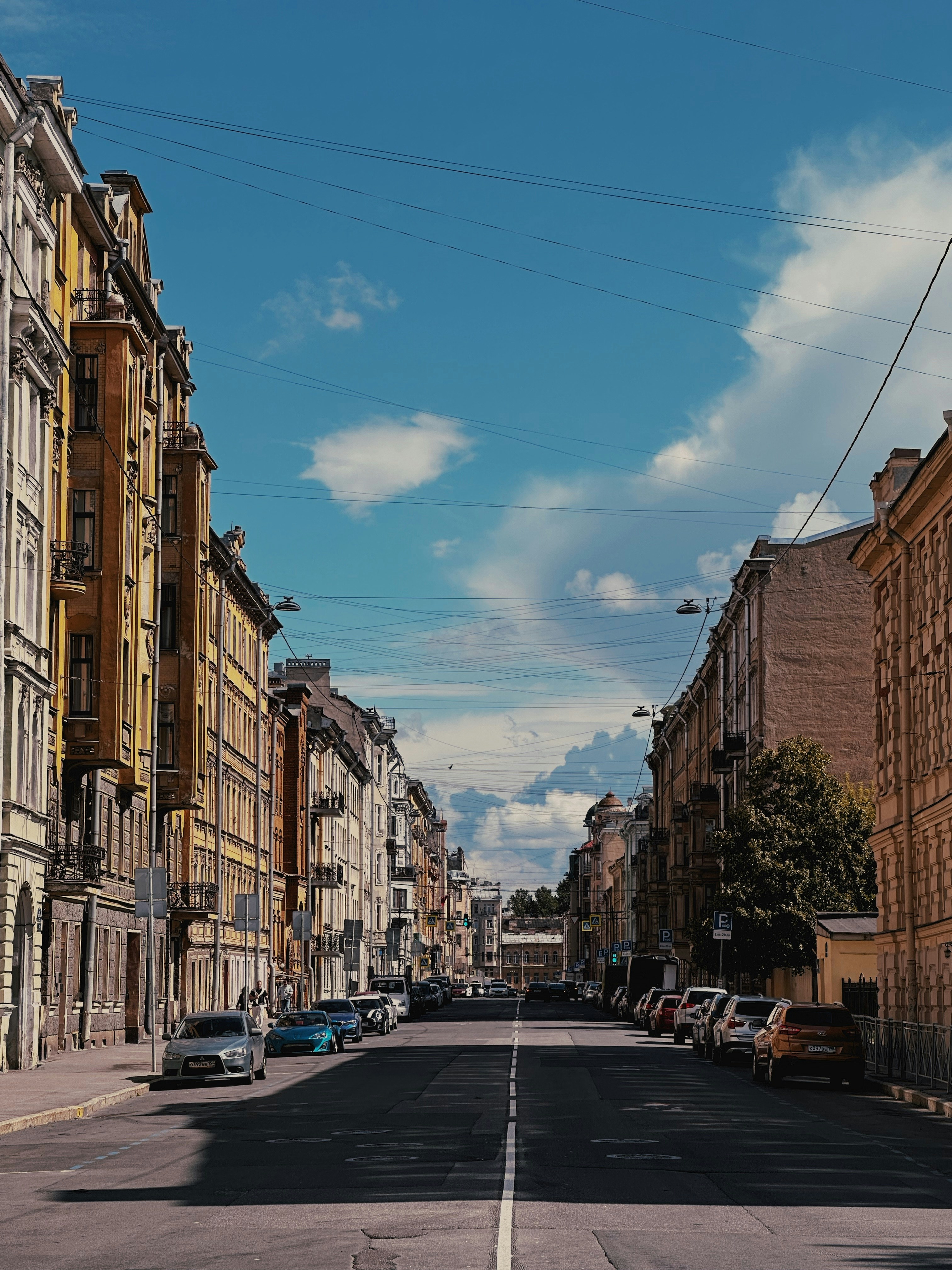 Photo by alexanderanisin