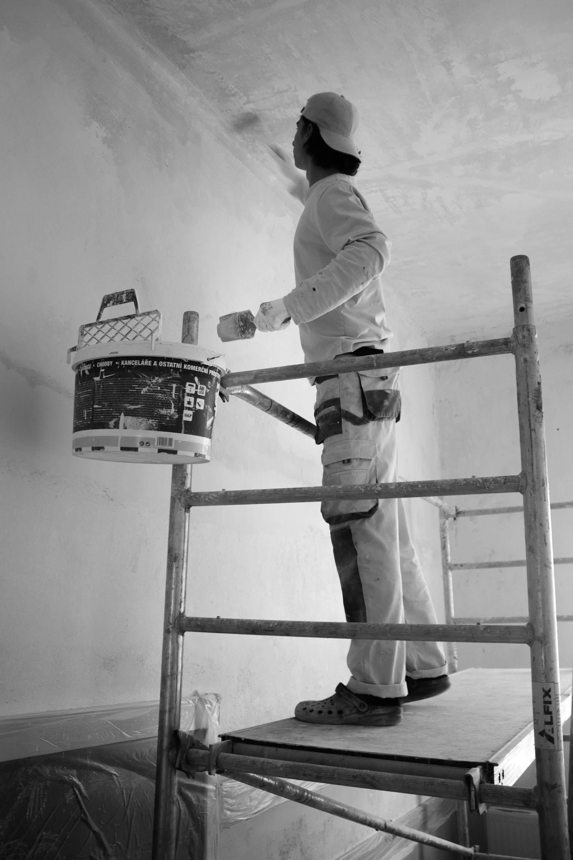Building Painter at work