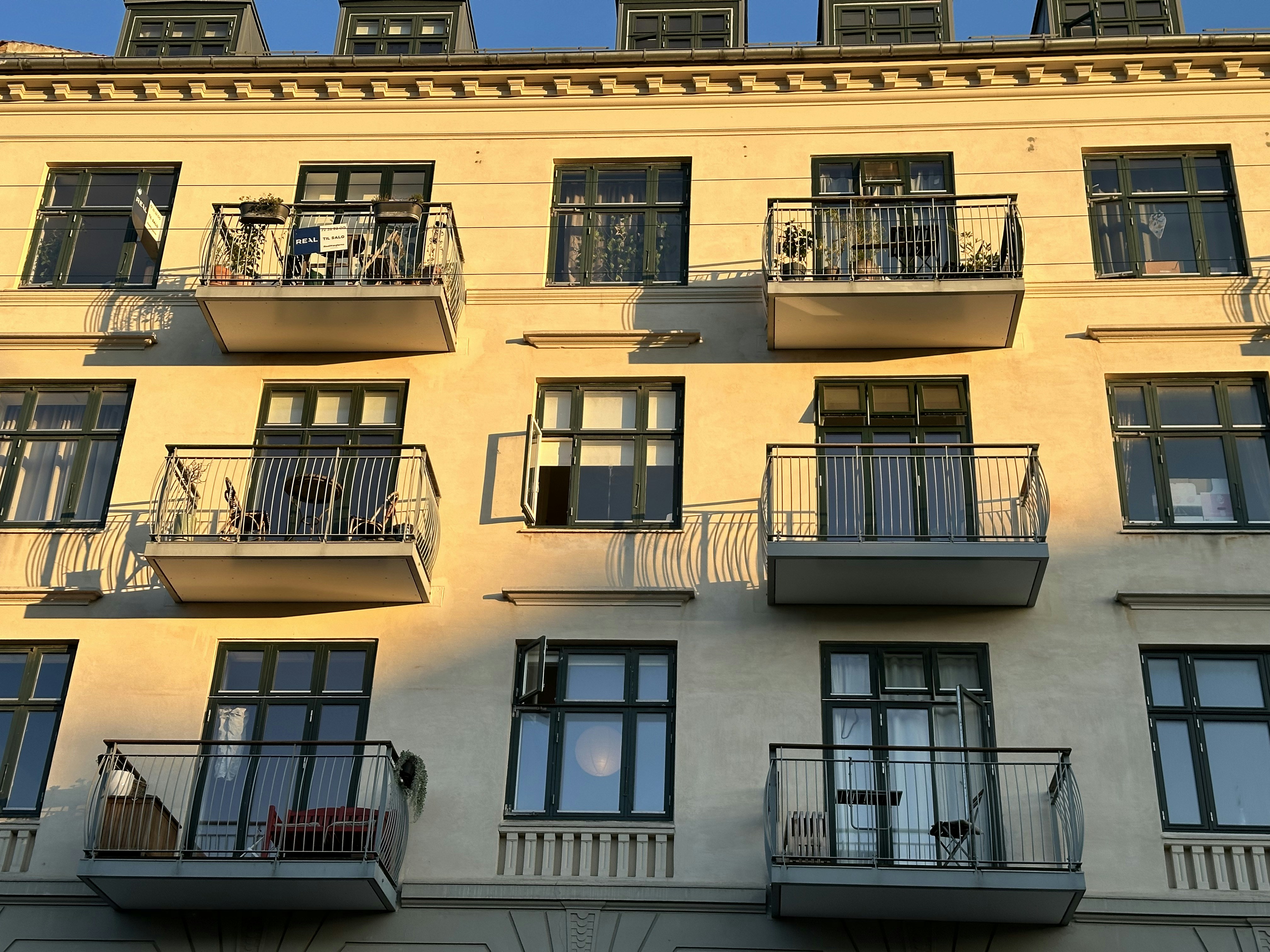 Well-maintained apartment exterior - Houston rental management