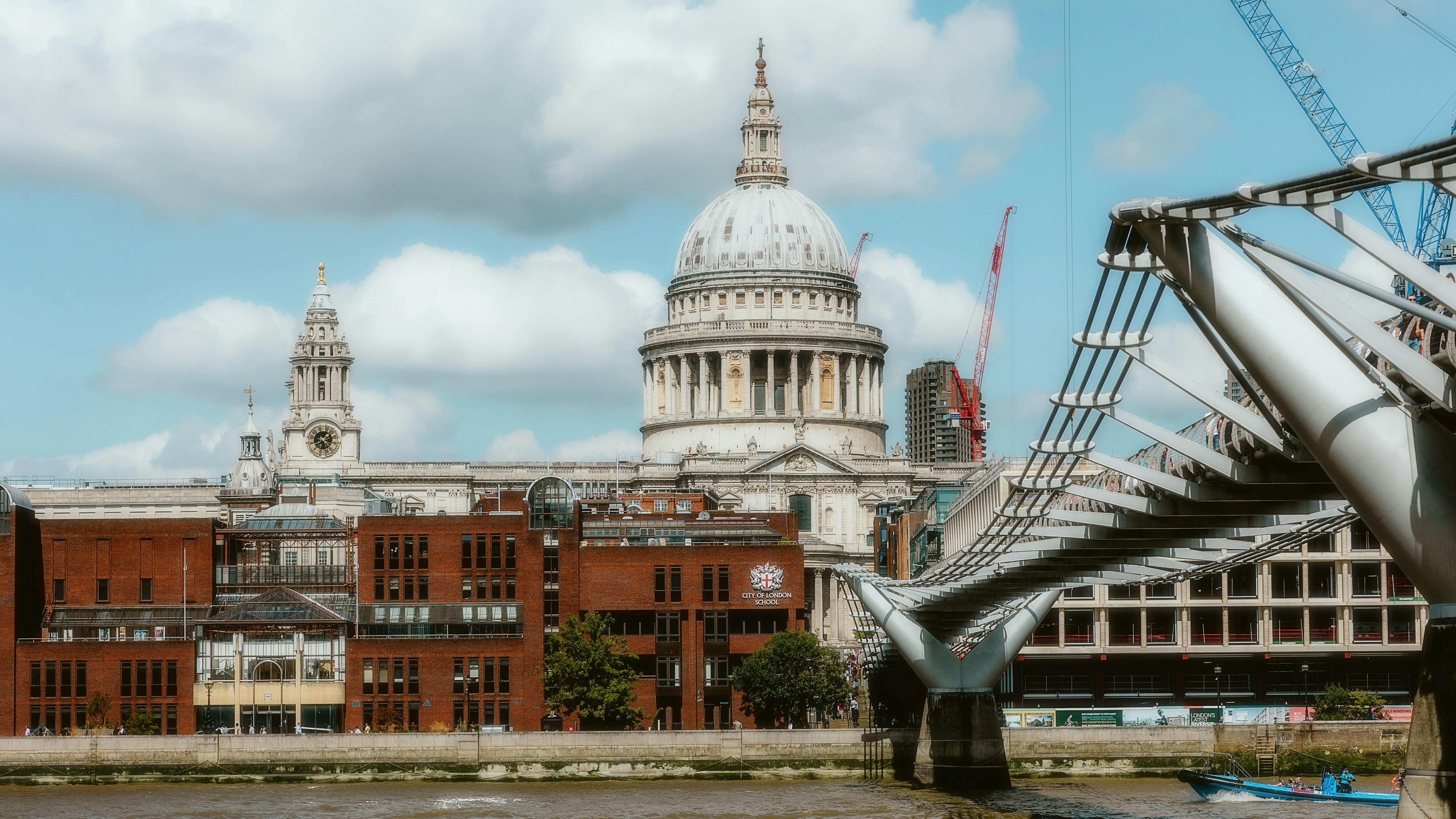 Photo by alingavriliuc