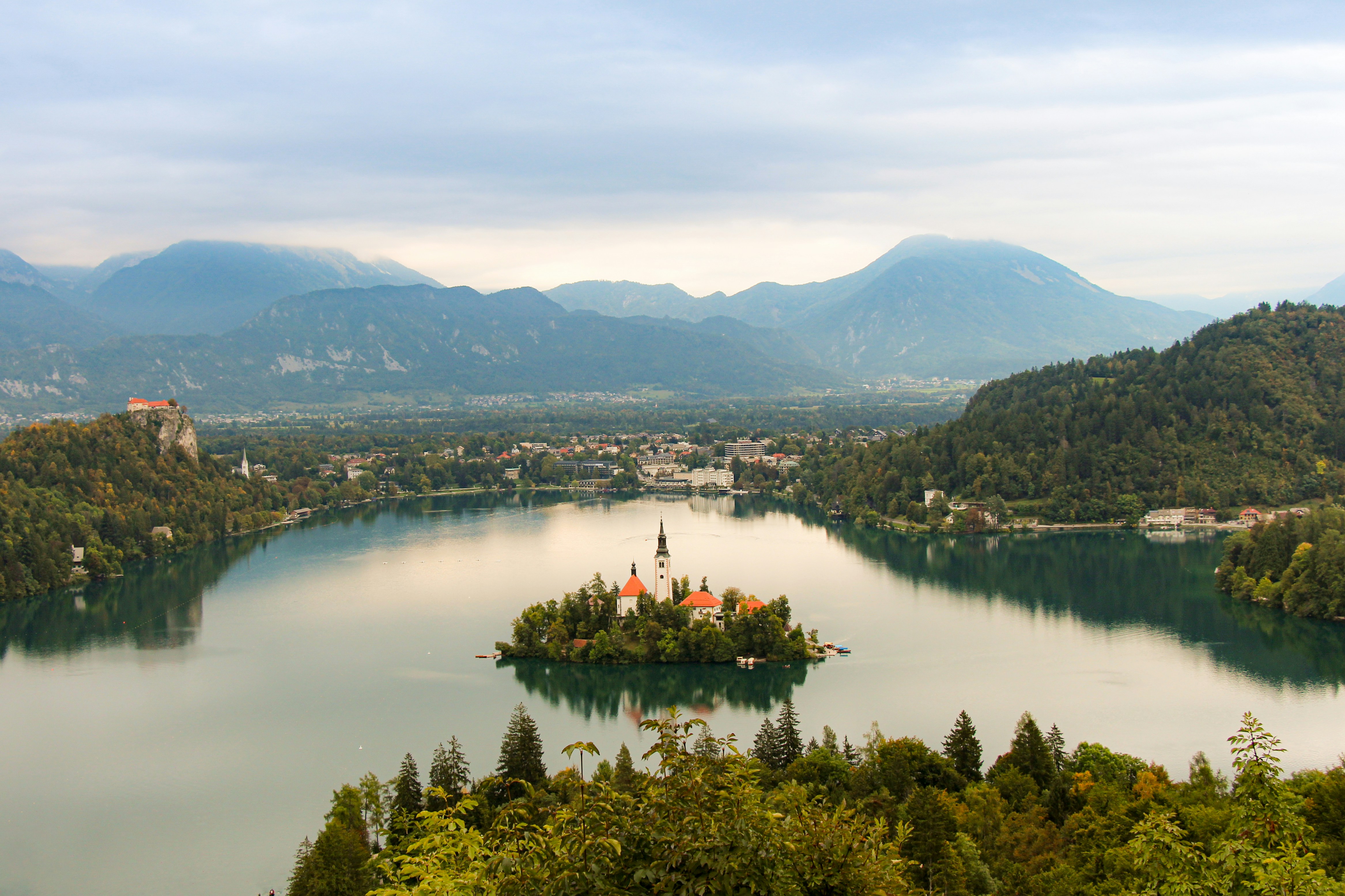 a small island in the middle of a lake, 