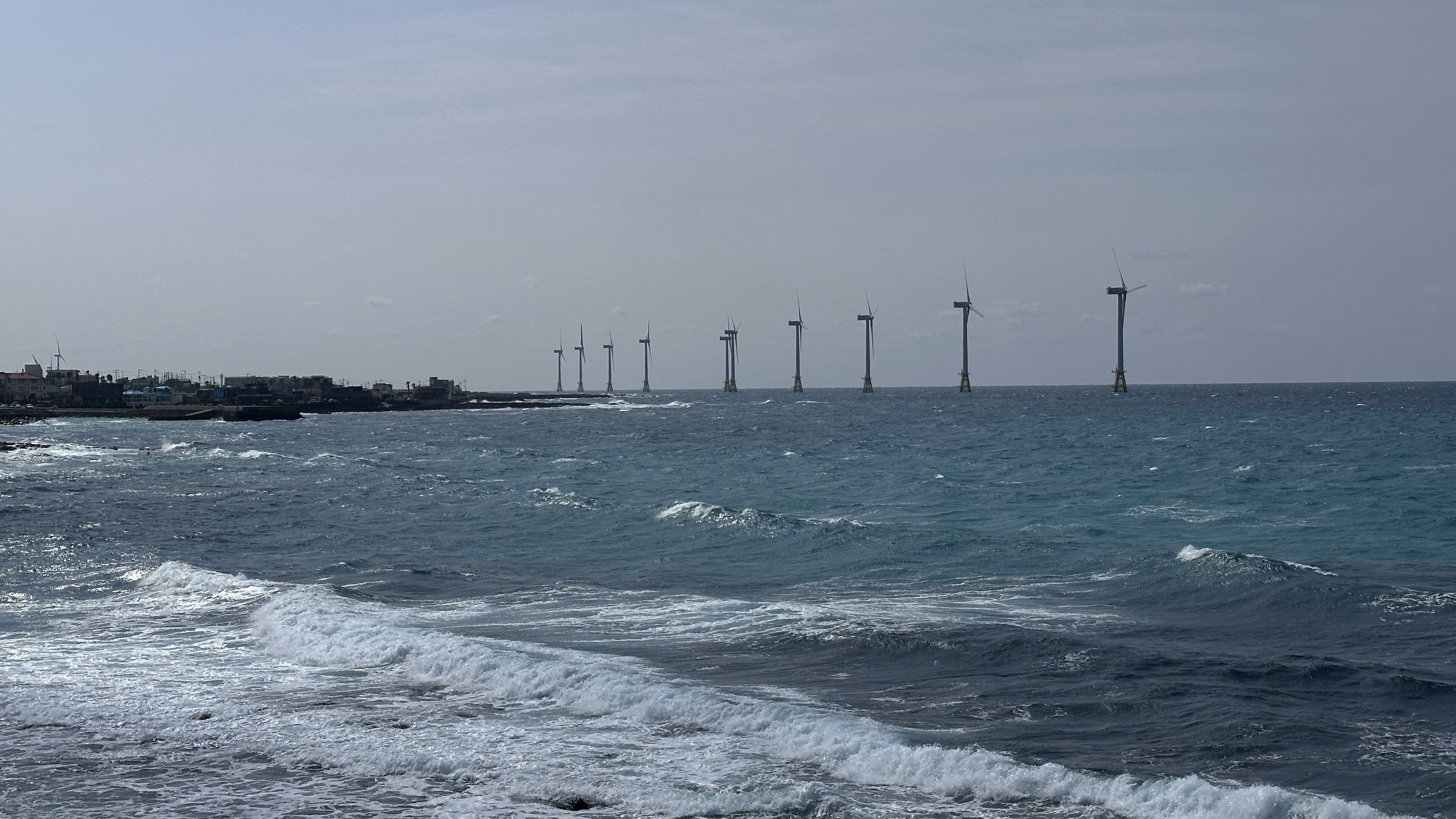 ルーマニアの風力発電は？黒海沿岸の風力資源開発関連画像