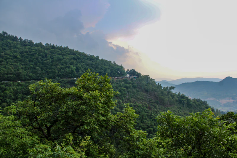 The scenic hill railway route toward Borra Caves