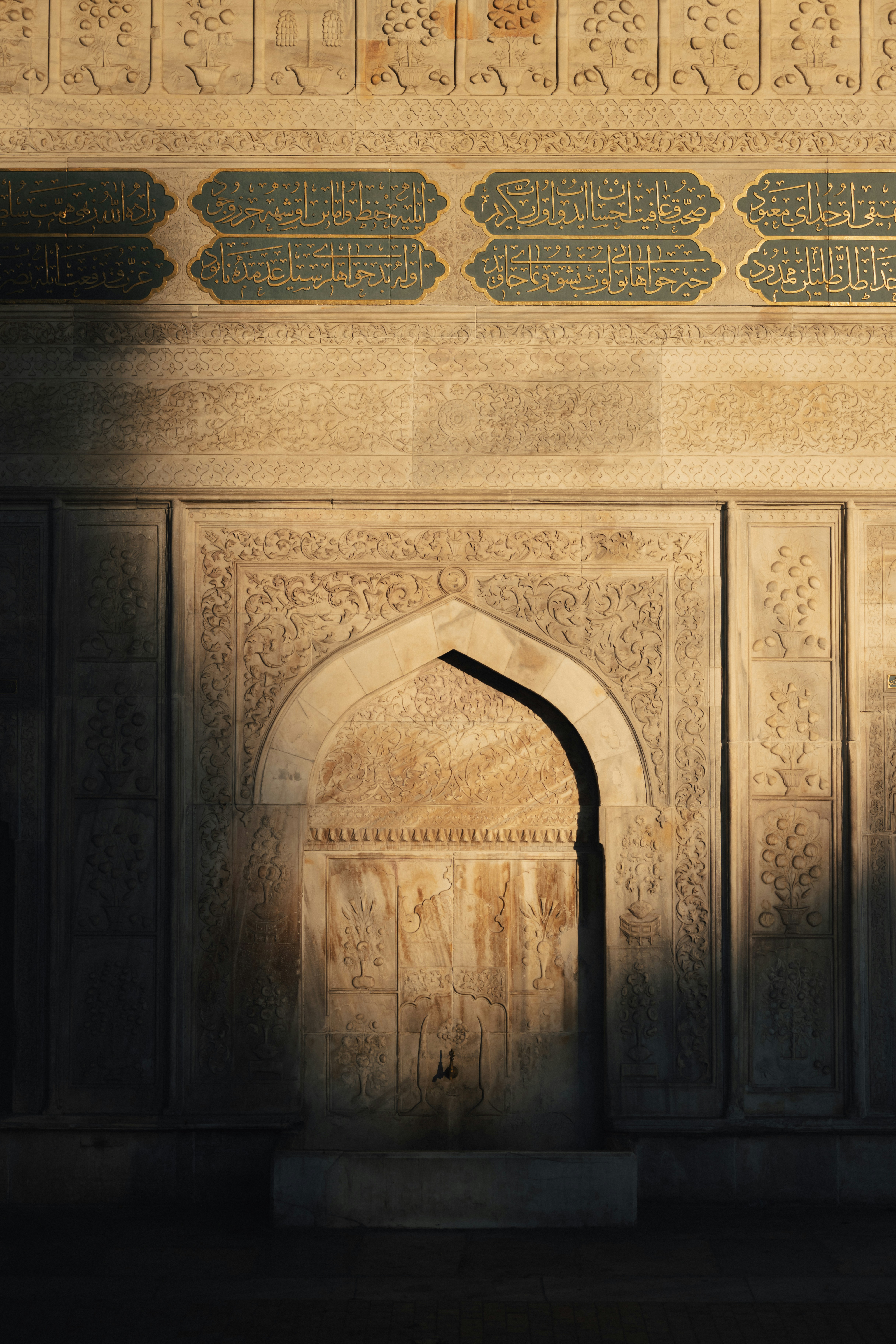 arabic calligraphy wallpaper, wallpaper, Sejarah dalam Bahasa Arab: Asal Usul dan Perkembangannya 6