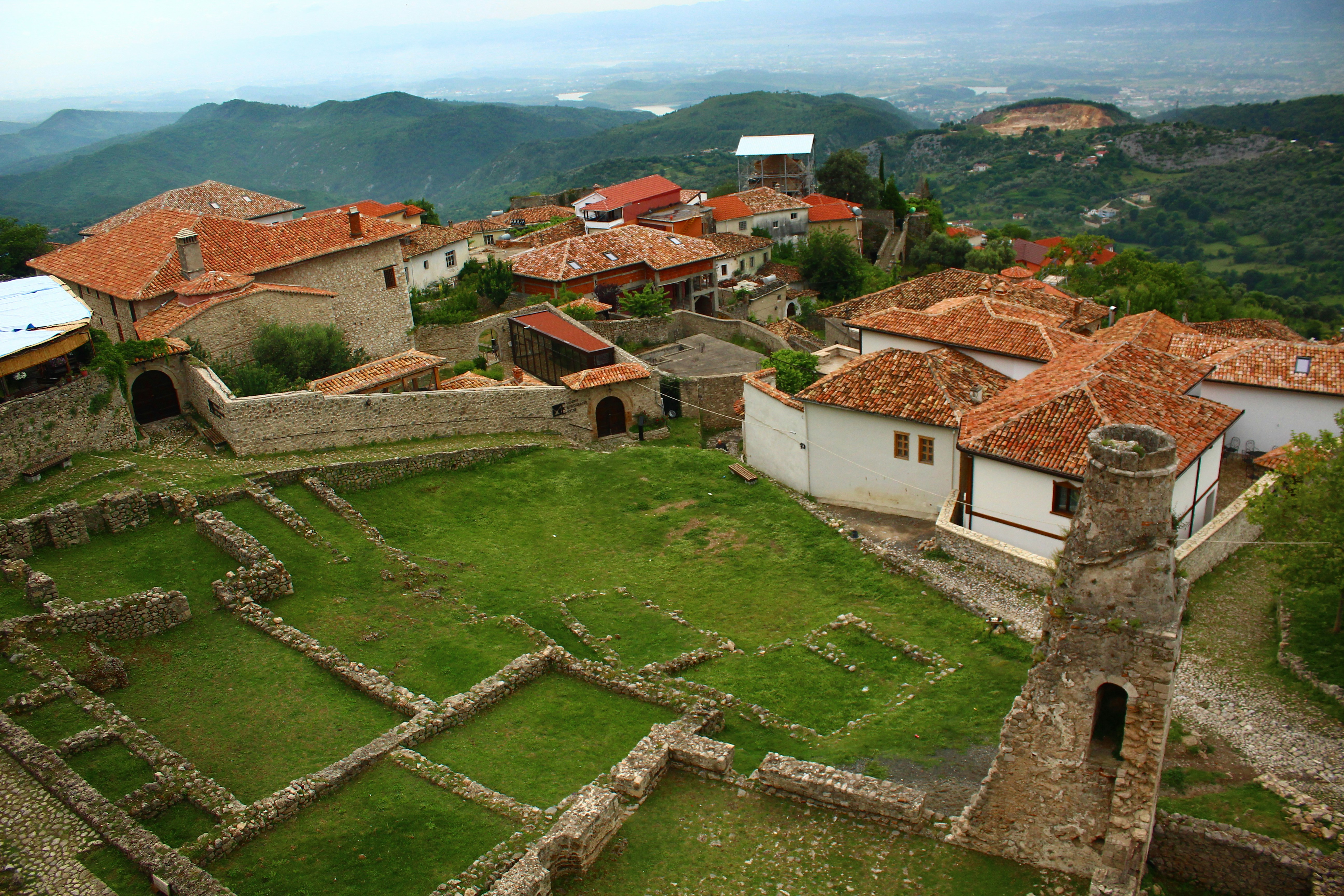 Krujë – Food & Dining Culture