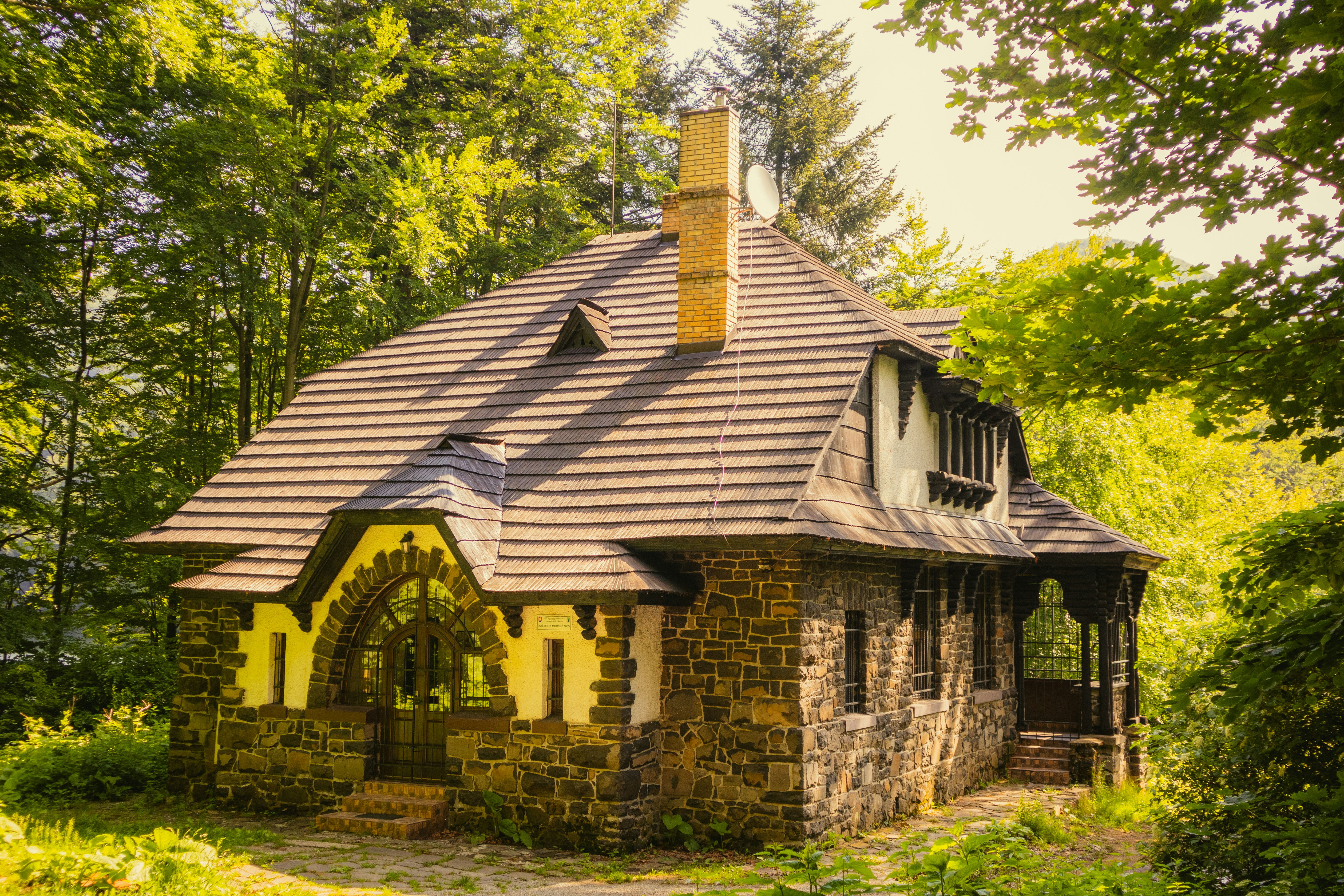 Photo by marko_lengyel