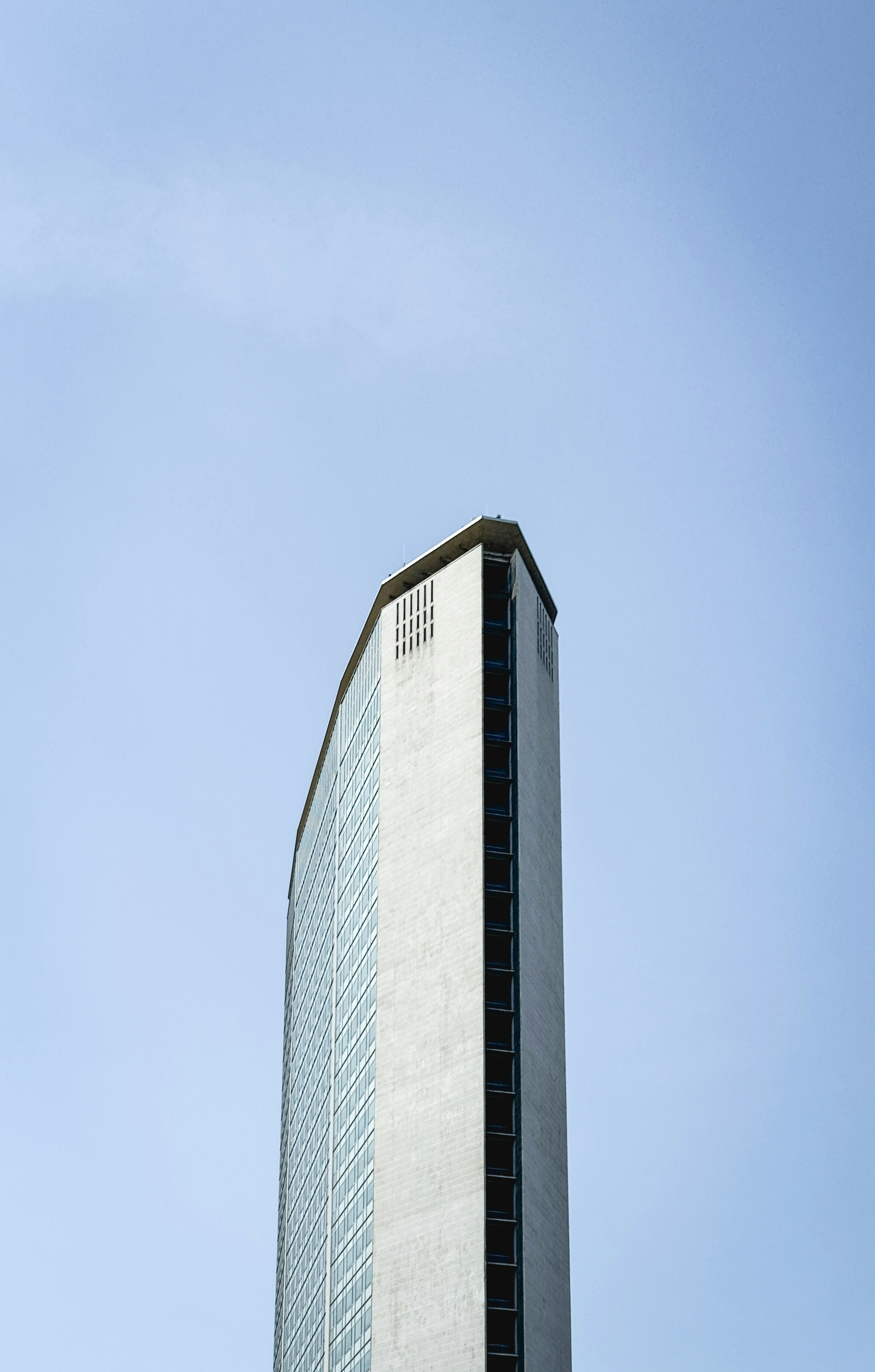 pirelli tower