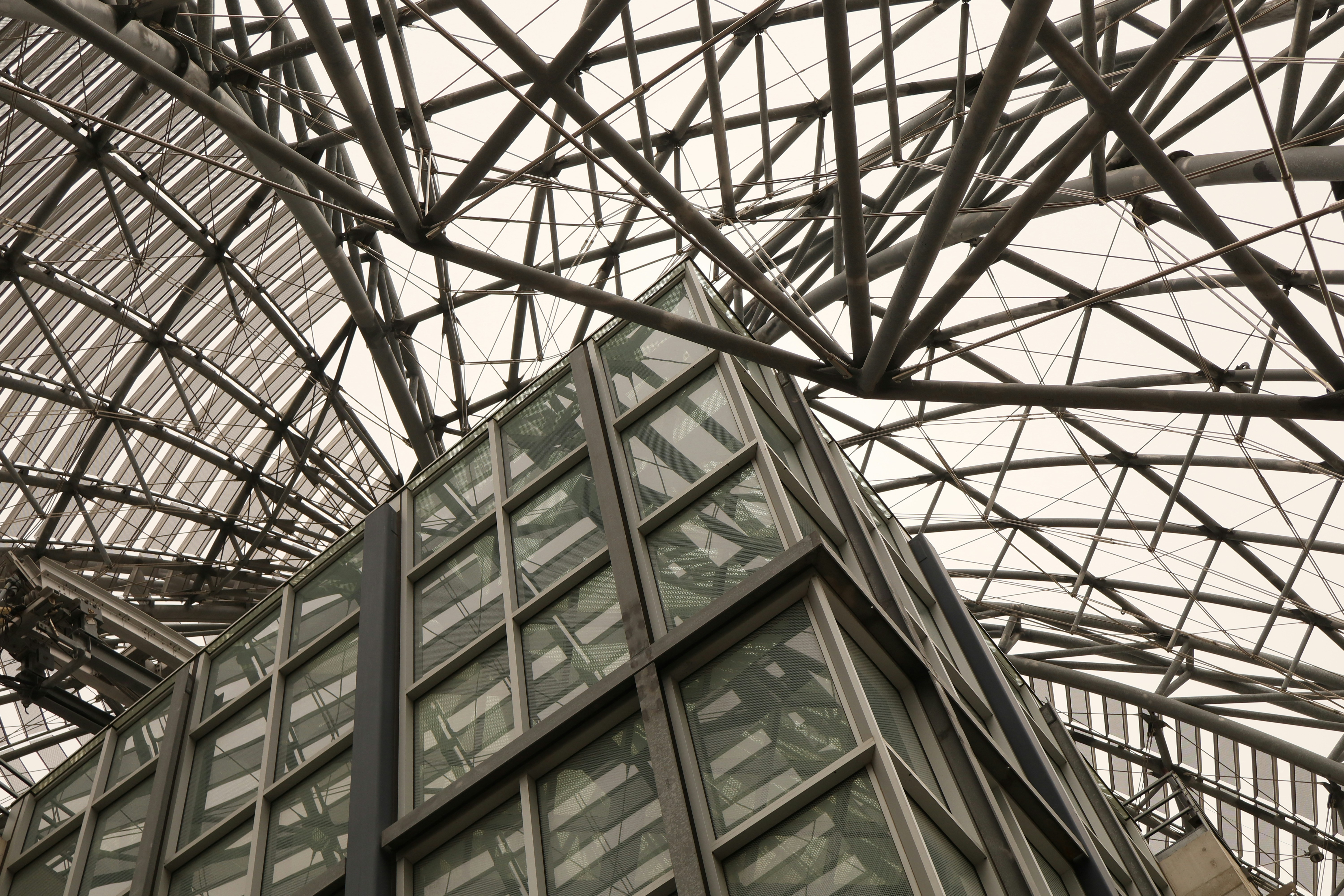 A large metal structure with lots of windows photo – Free San diego ...