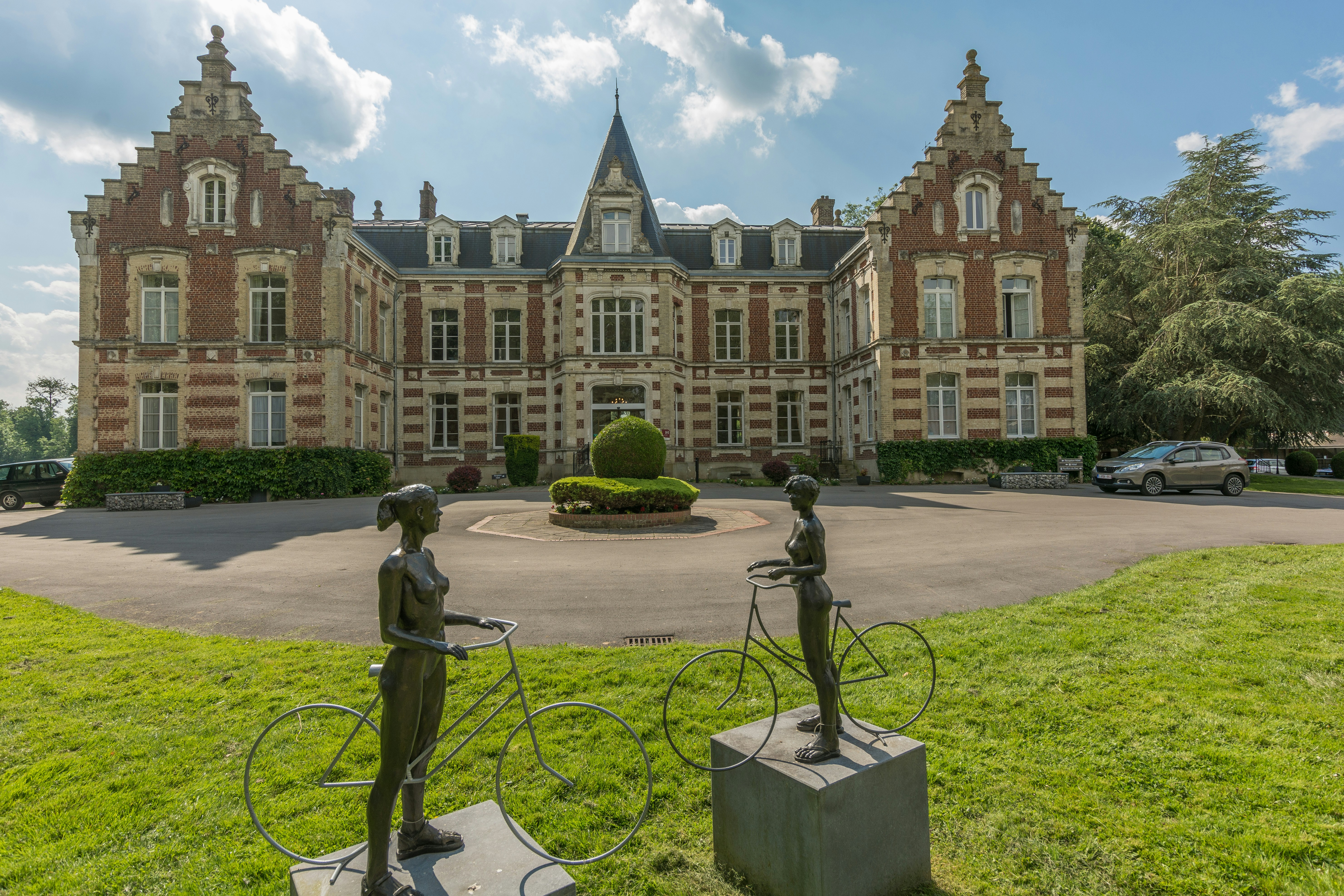 Photo by instantphotos