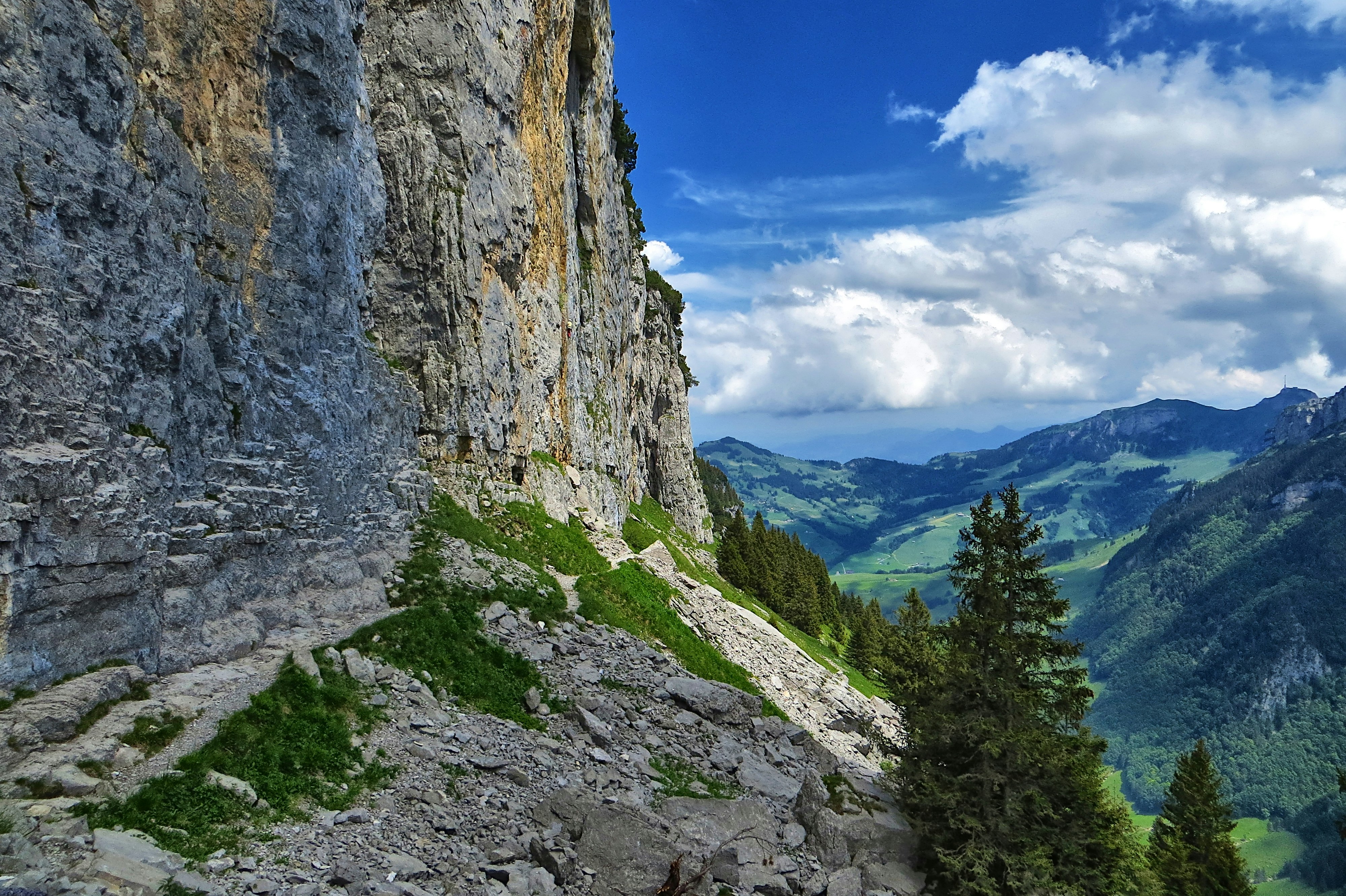 Photo by appenzellmoto