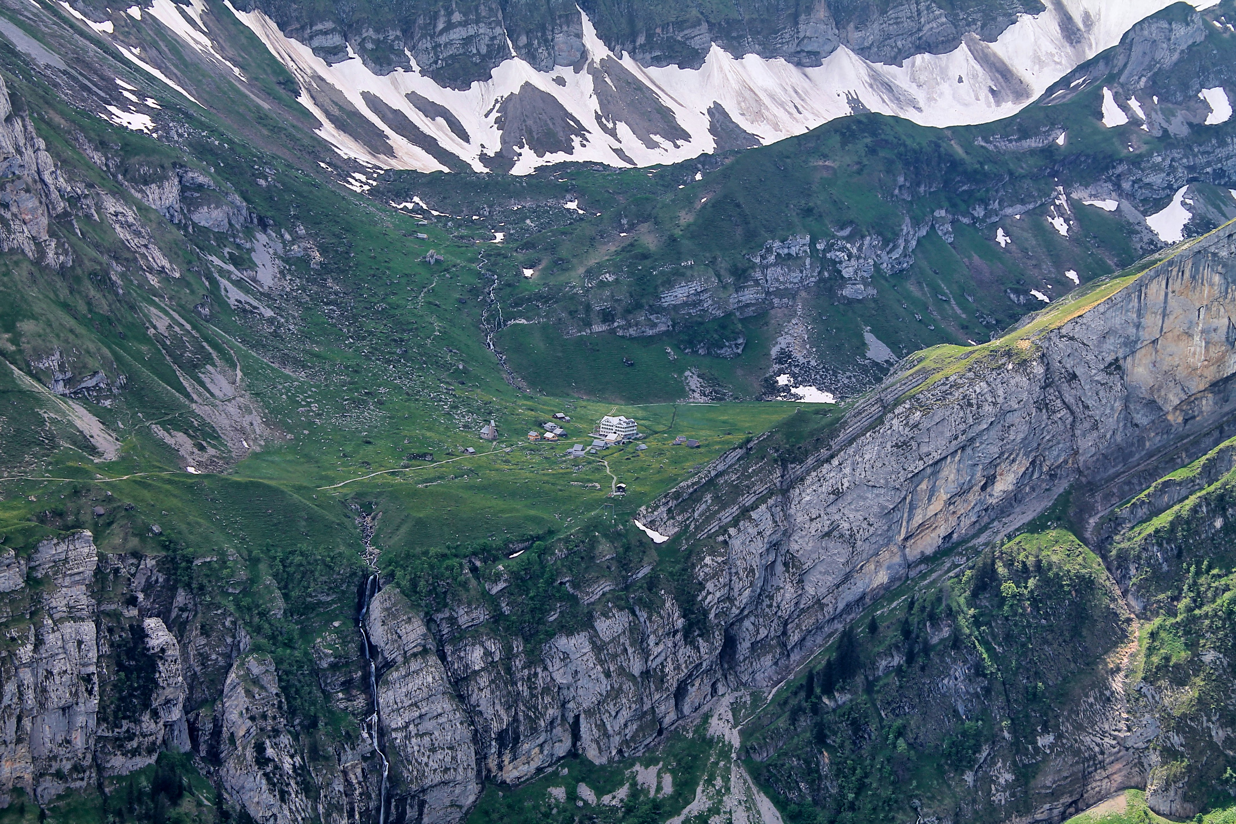 Photo by appenzellmoto