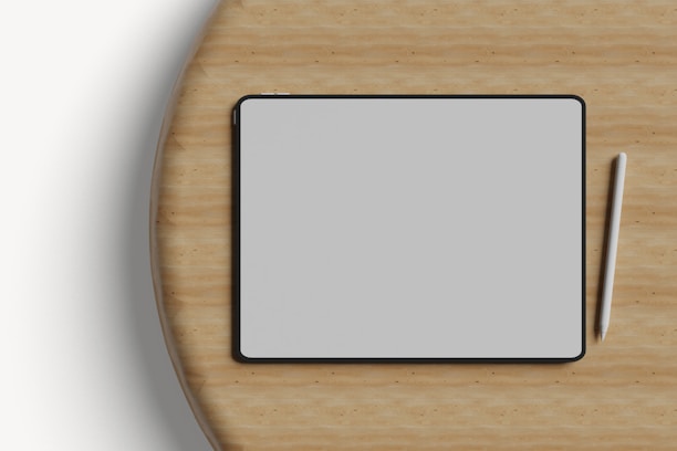A close up of a light switch on a wall