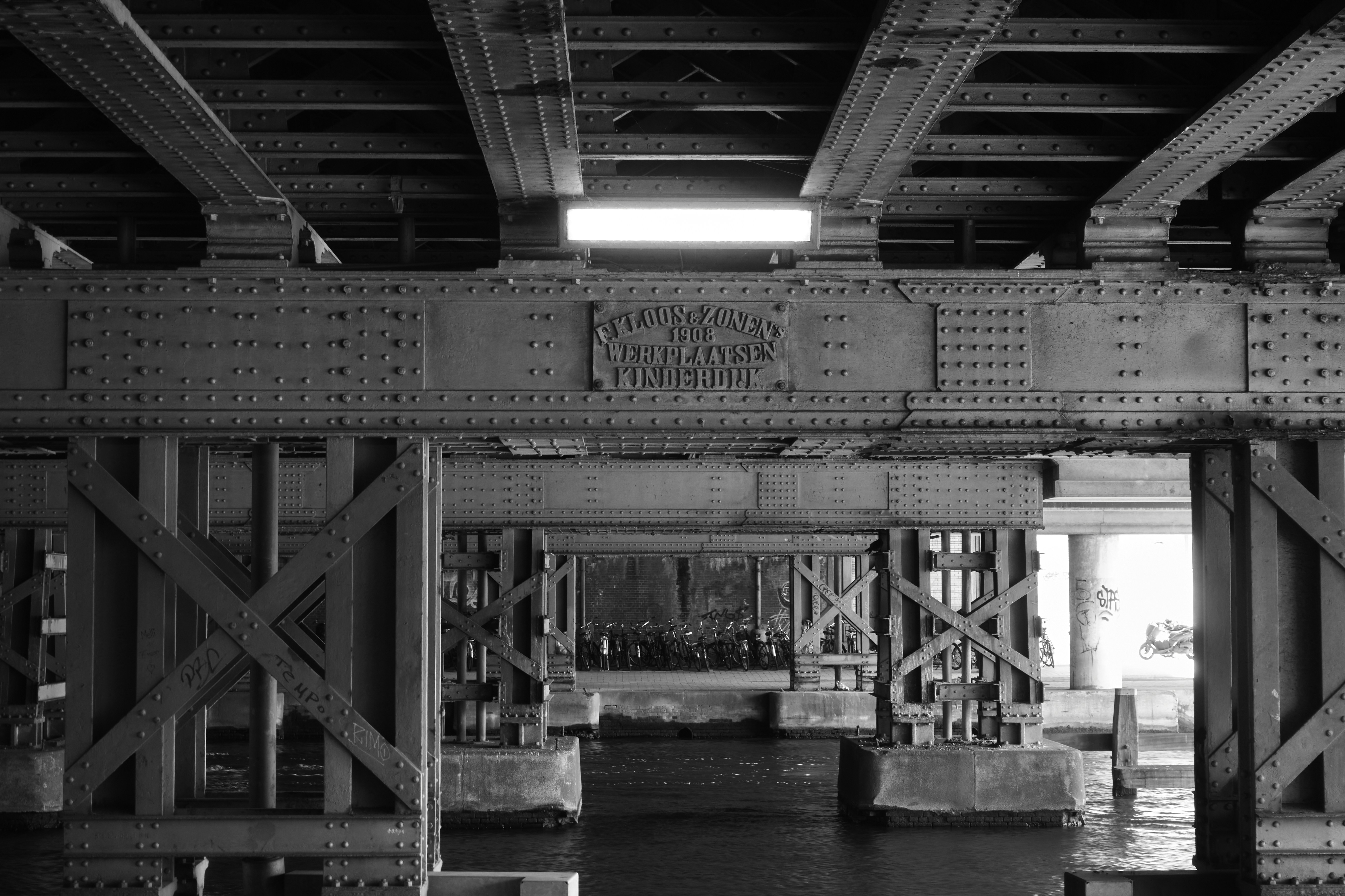 Modular construction bridge