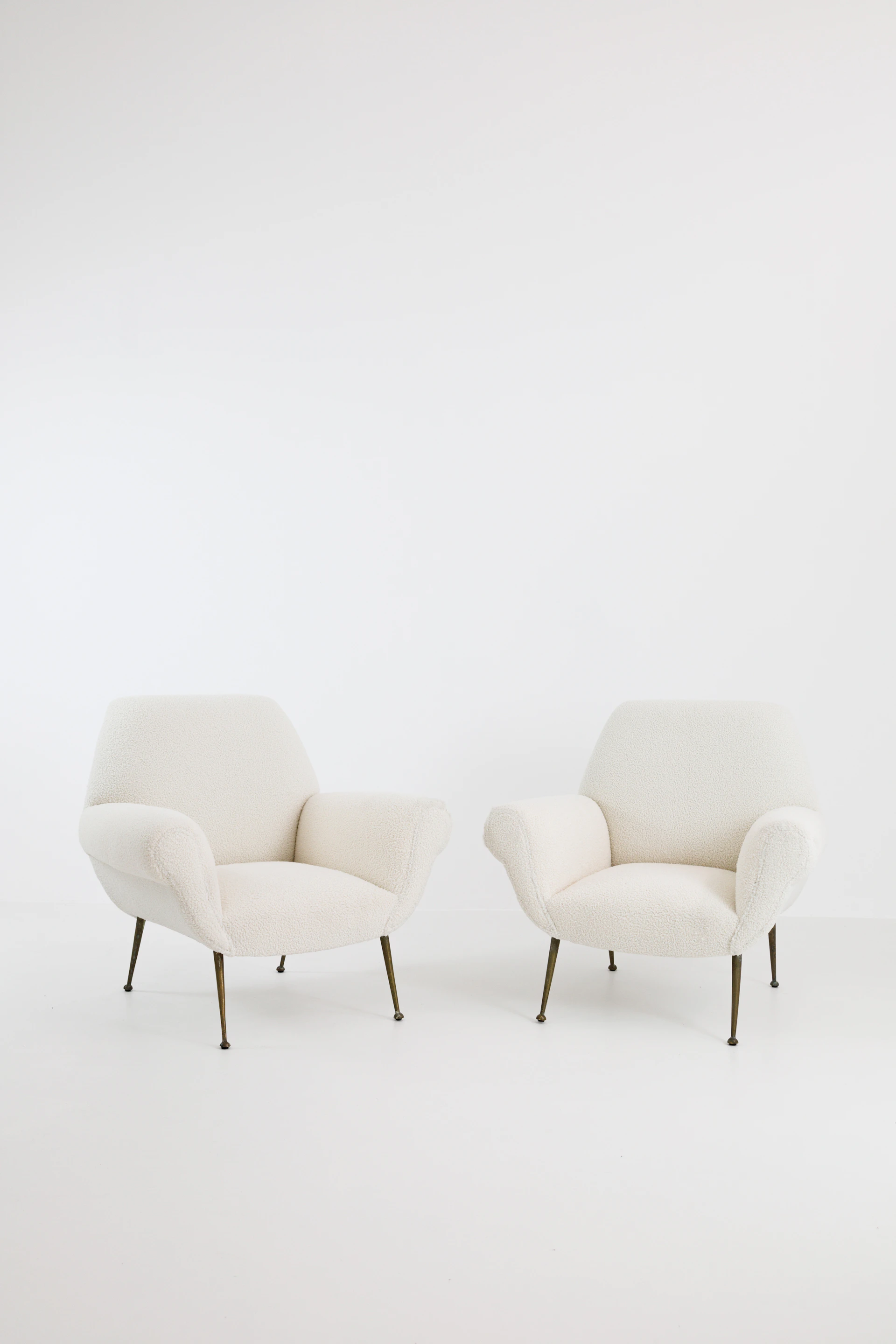 a couple of chairs sitting next to each other