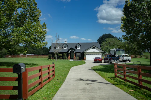 Free parking space at the estate gate