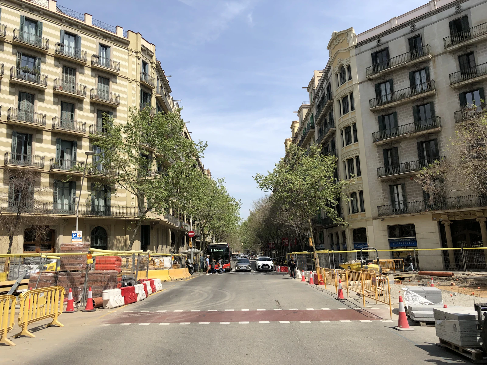 El Palace Barcelona: A Grand 1919 Landmark on the Gran Via